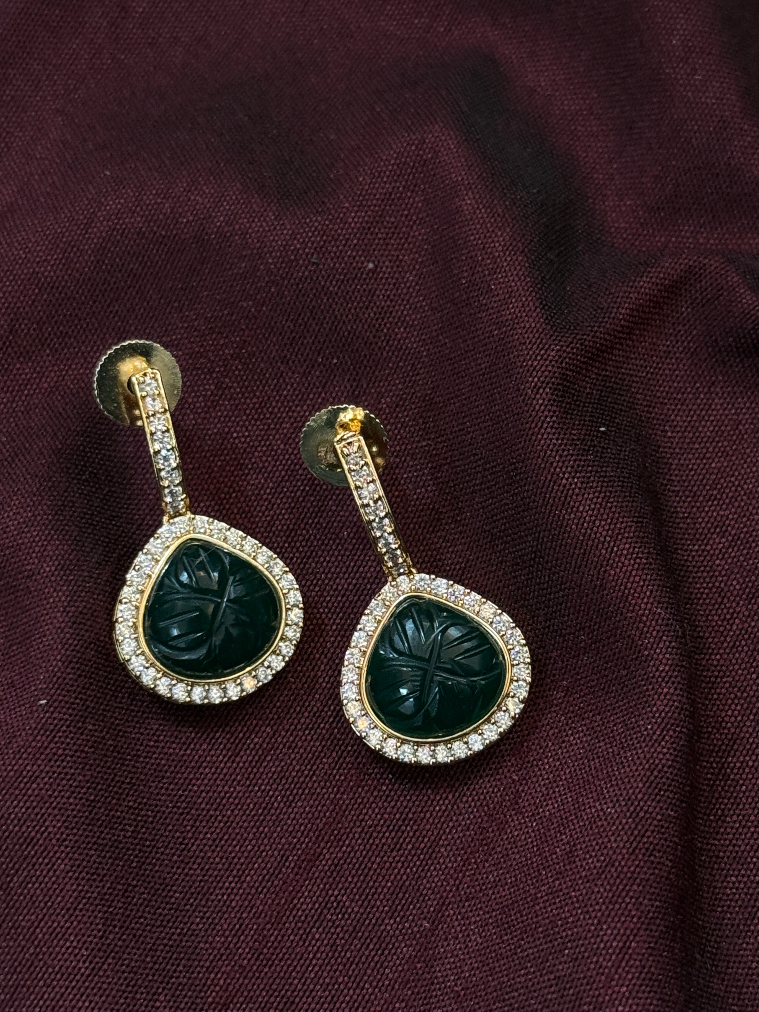 Queen Pearl Emerald  Polki Necklace Set