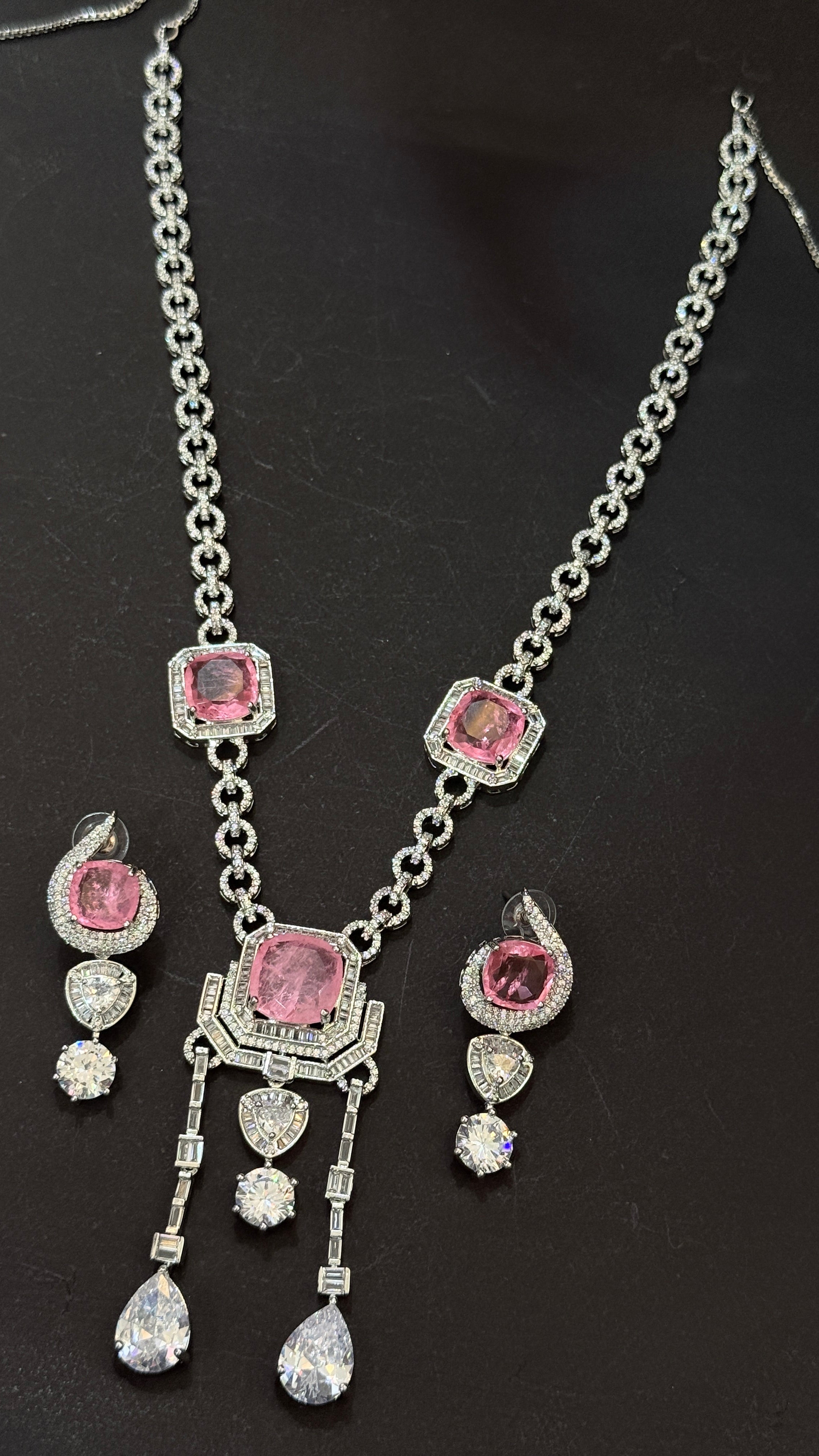 Elegant Pink Crystal Diamond Finish Necklace Set