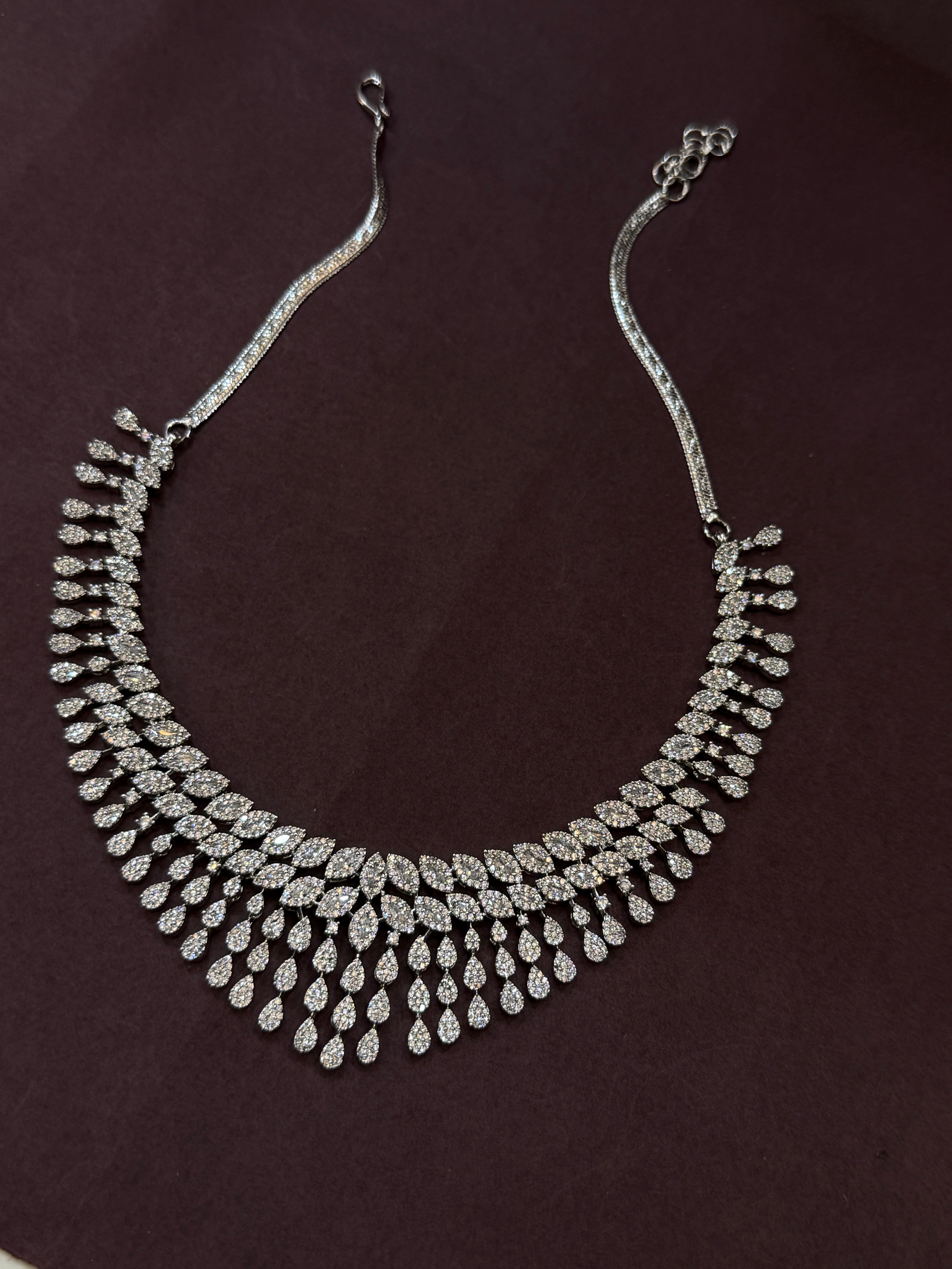 Radiant Crystal Luxury Necklace Set with Drop Earrings