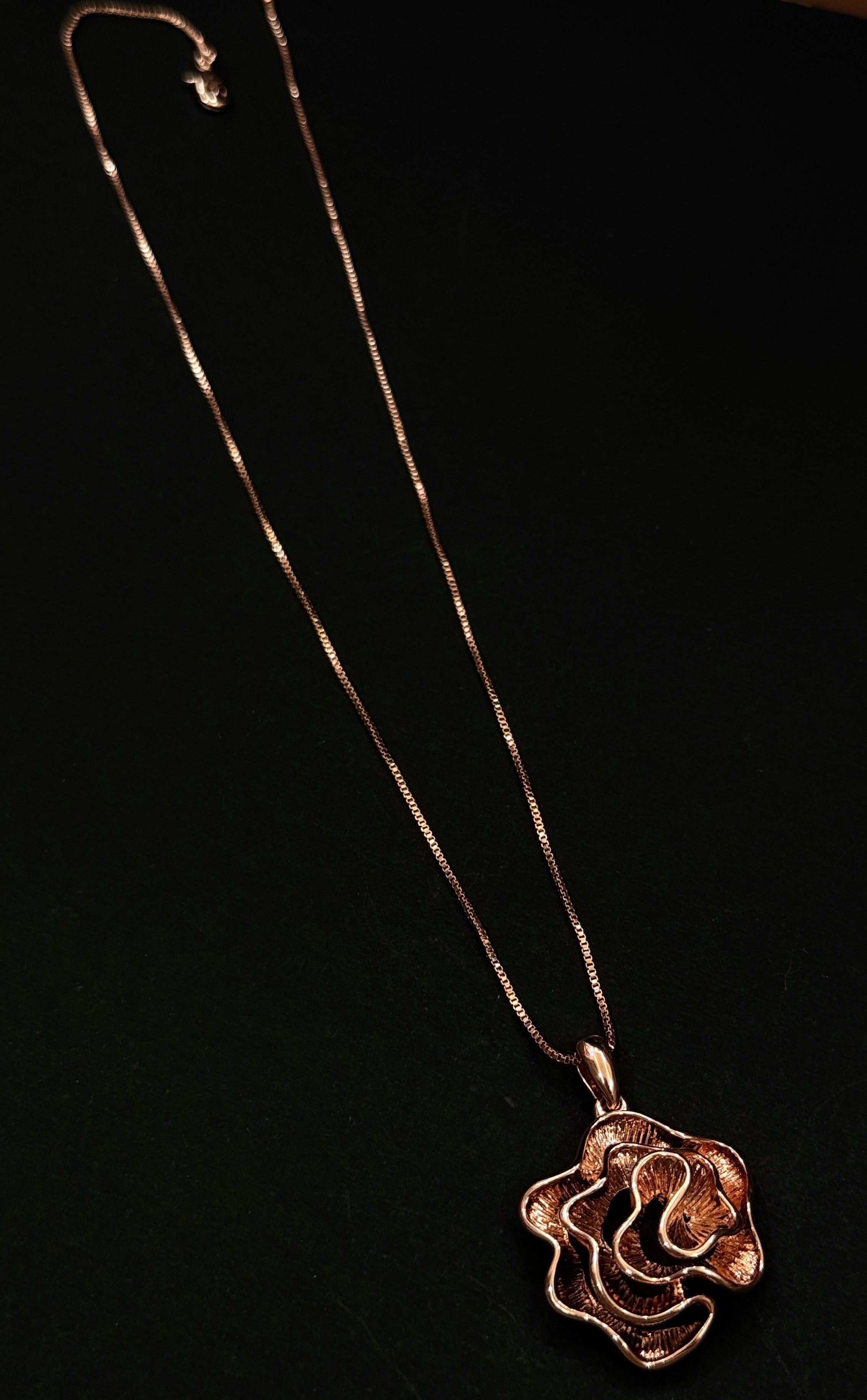 Rose Gold Floral AD Pendant Set with Earrings