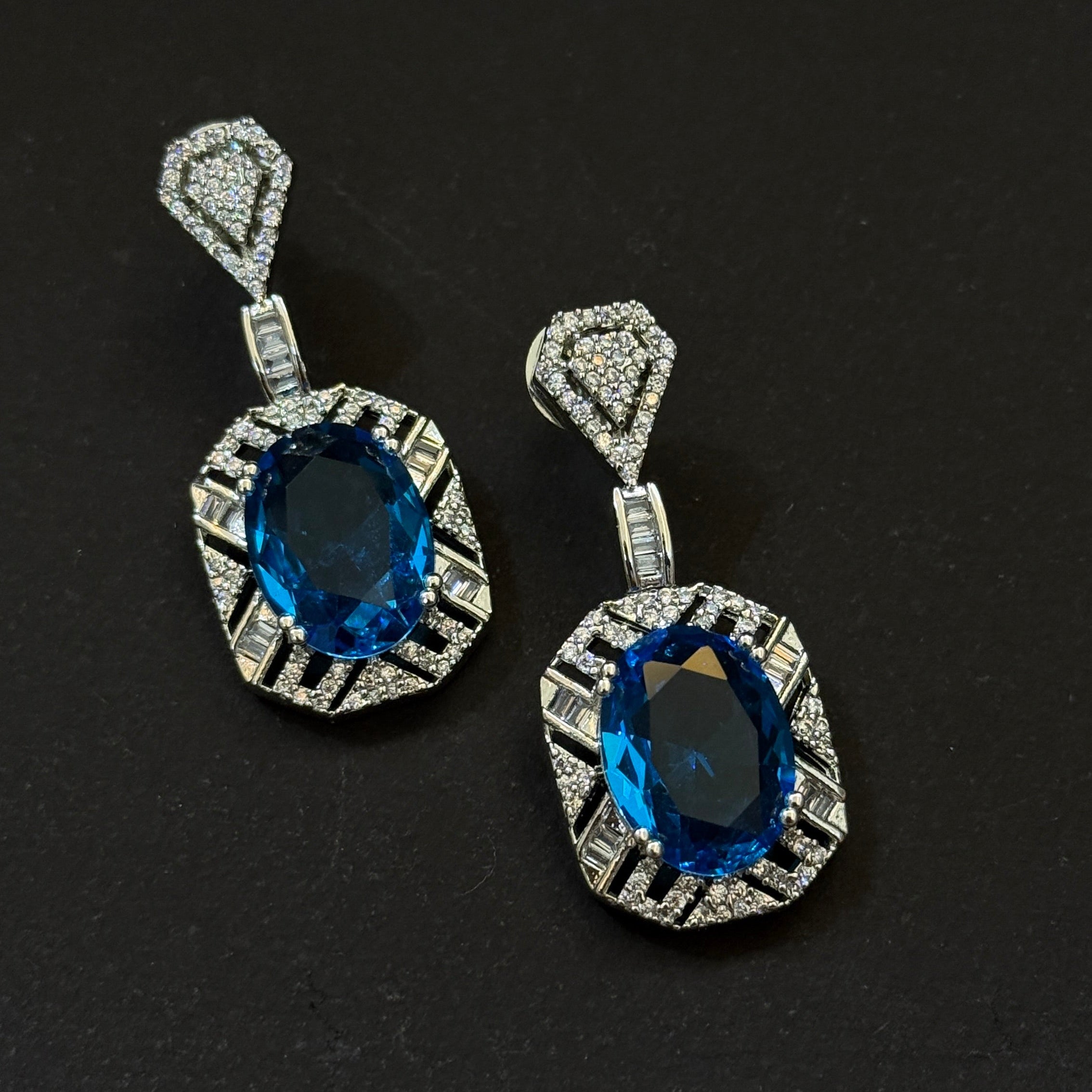 Royal Blue Stone Diamond-Finish Necklace