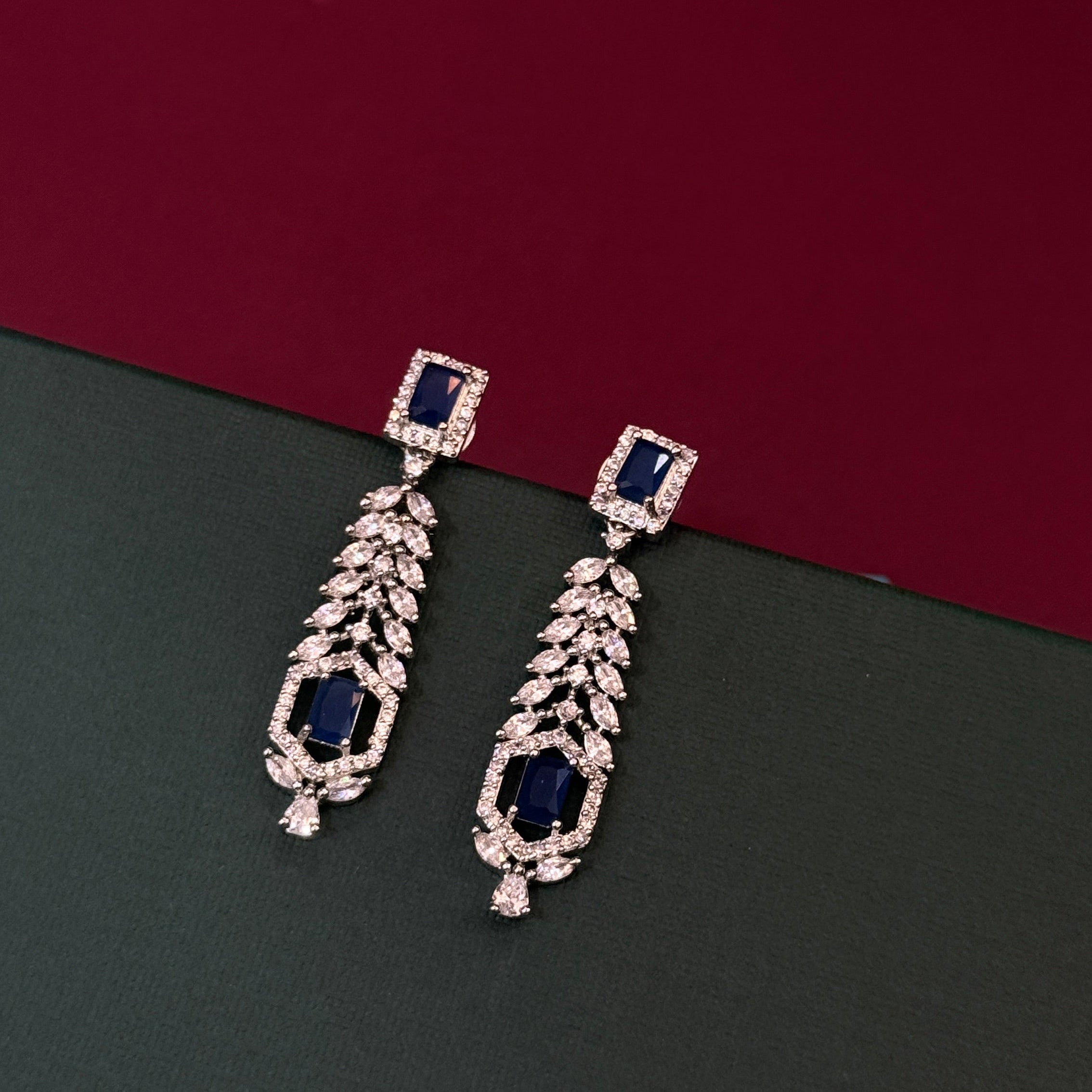 Regal Nightfall Necklace Set