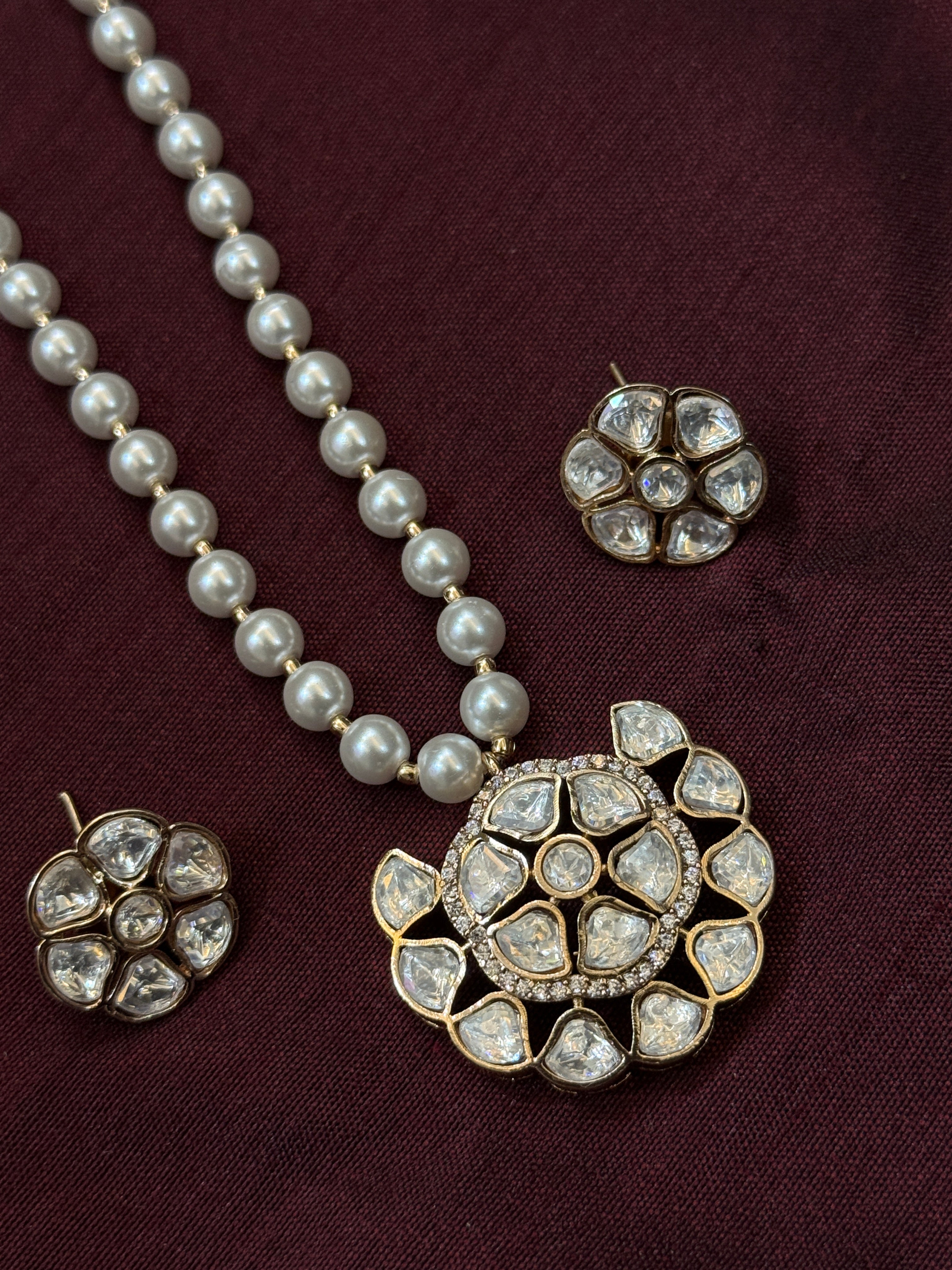Royal Pearl Mossanite Kundan Set