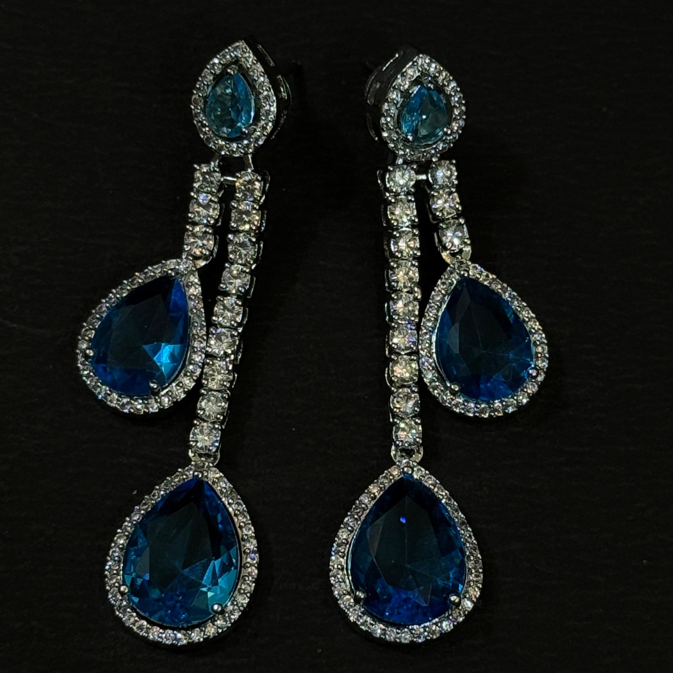Elegant Blue Stone Necklace and Earring Set