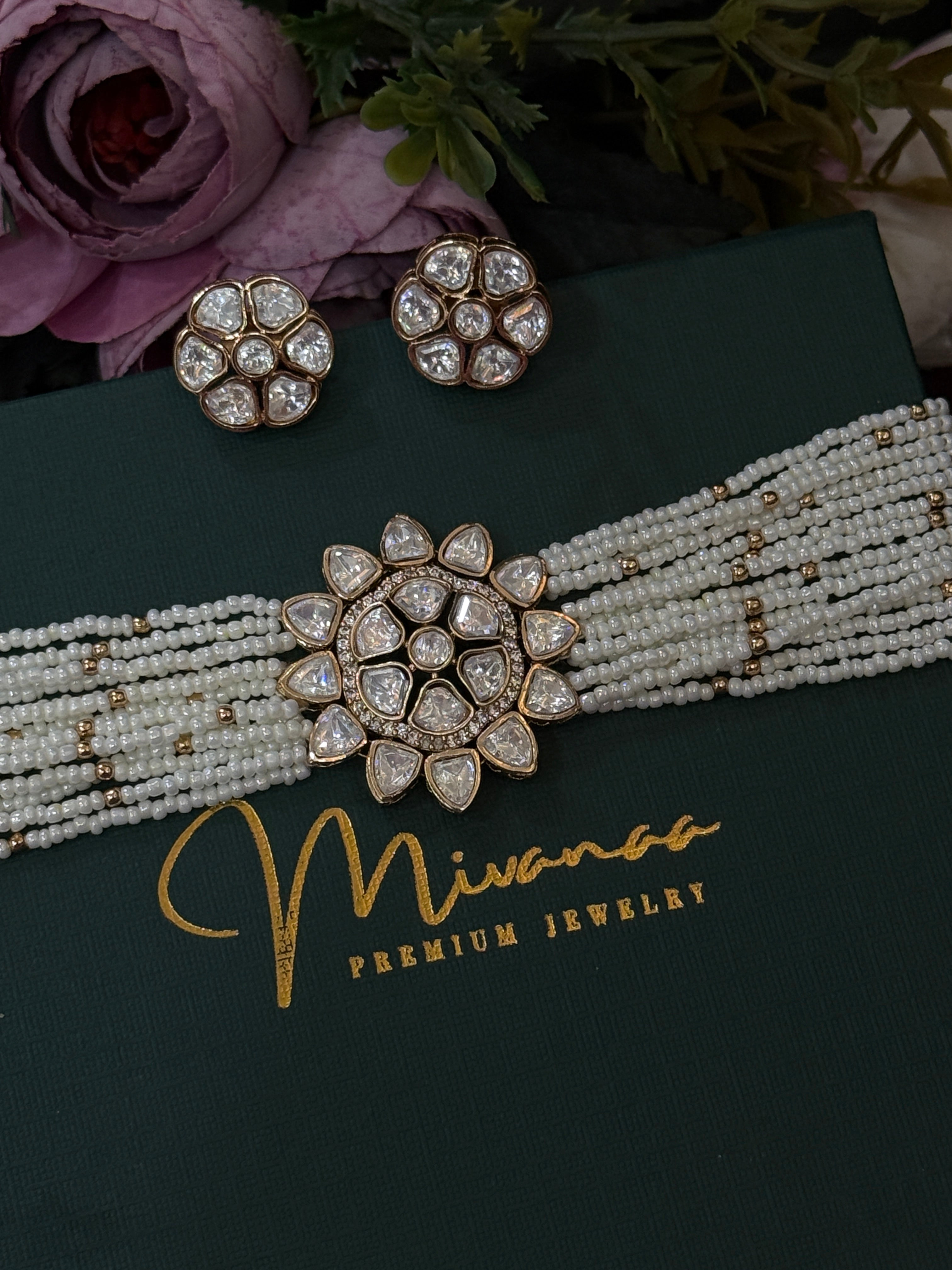 Moissanite centerpiece Kundan Pearl Neckset