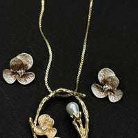 Antique Floral Pearl Pendant Necklace Set