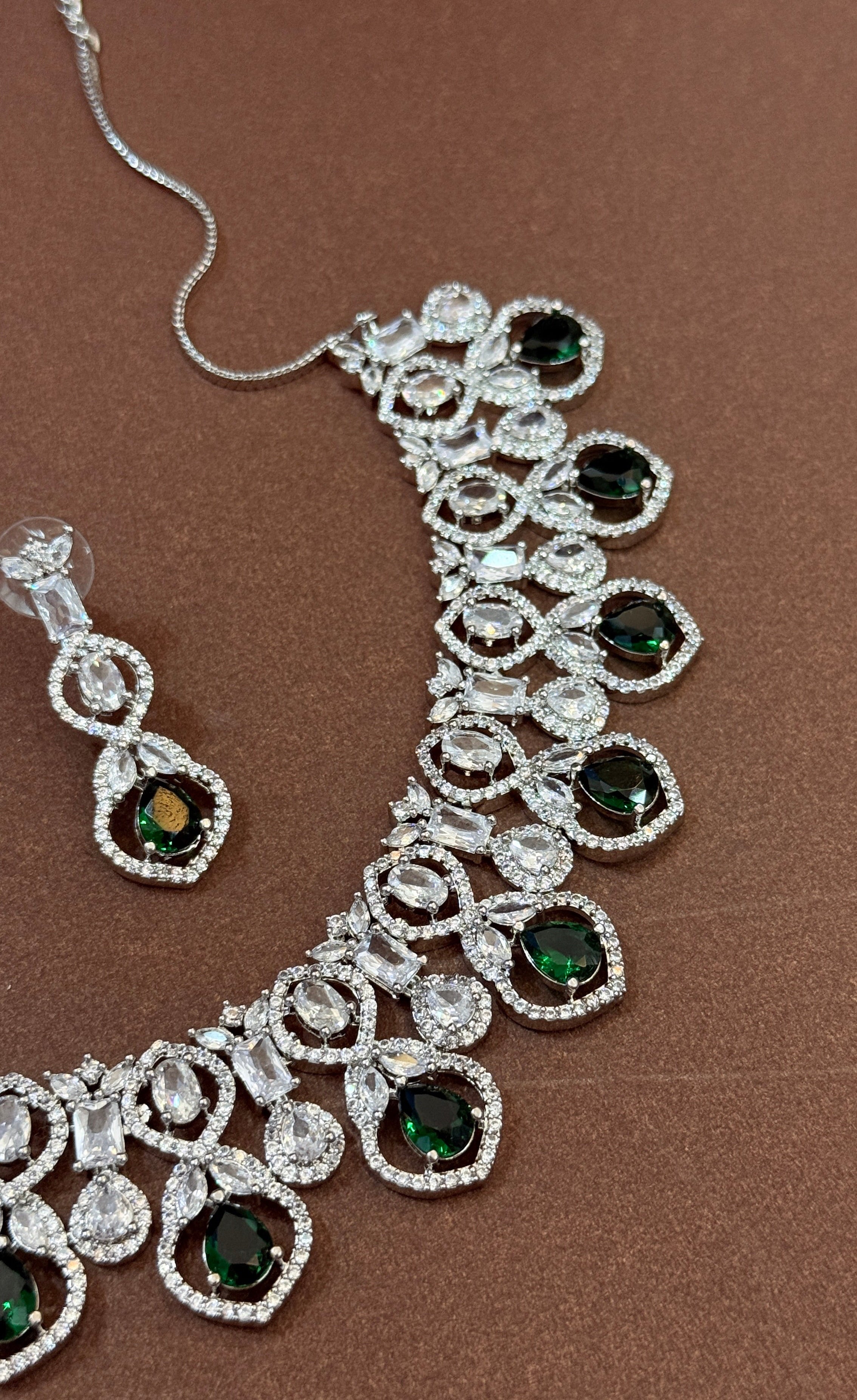 Elegant Green Crystal Drop Necklace Set