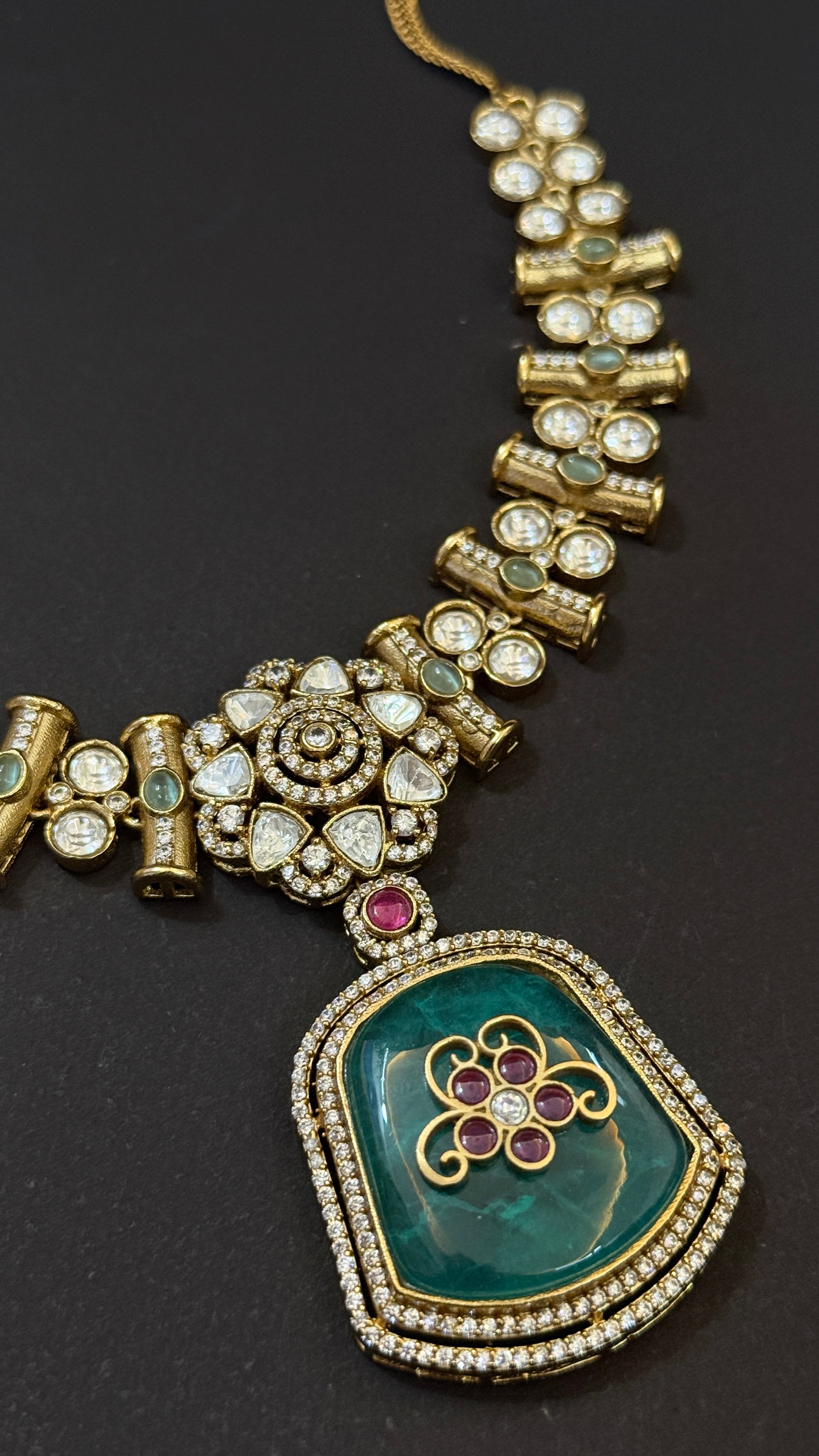 Shahi Emerald Polki  Necklace Set