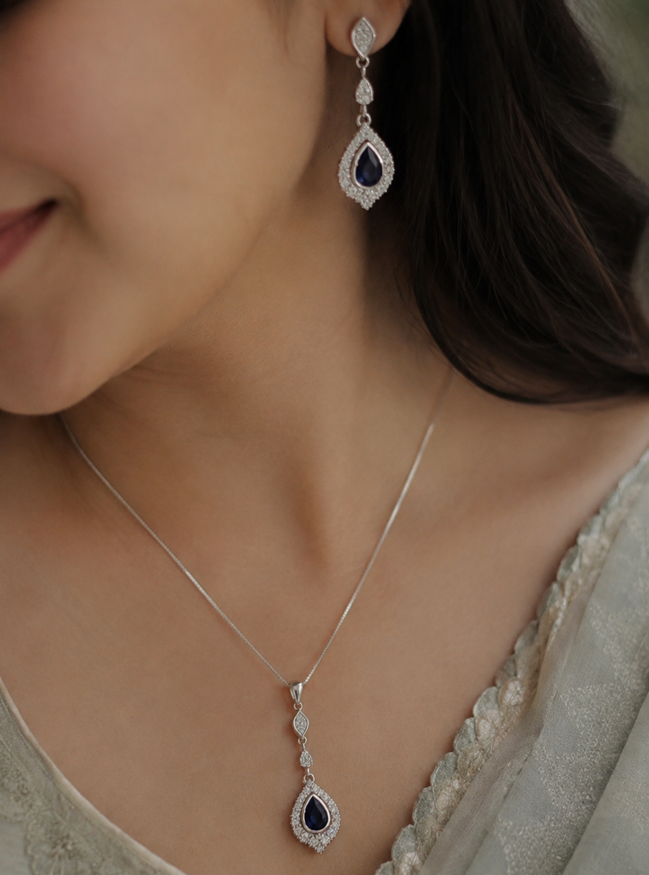 925 Sterling Silver Blue Teardrop Necklace Set