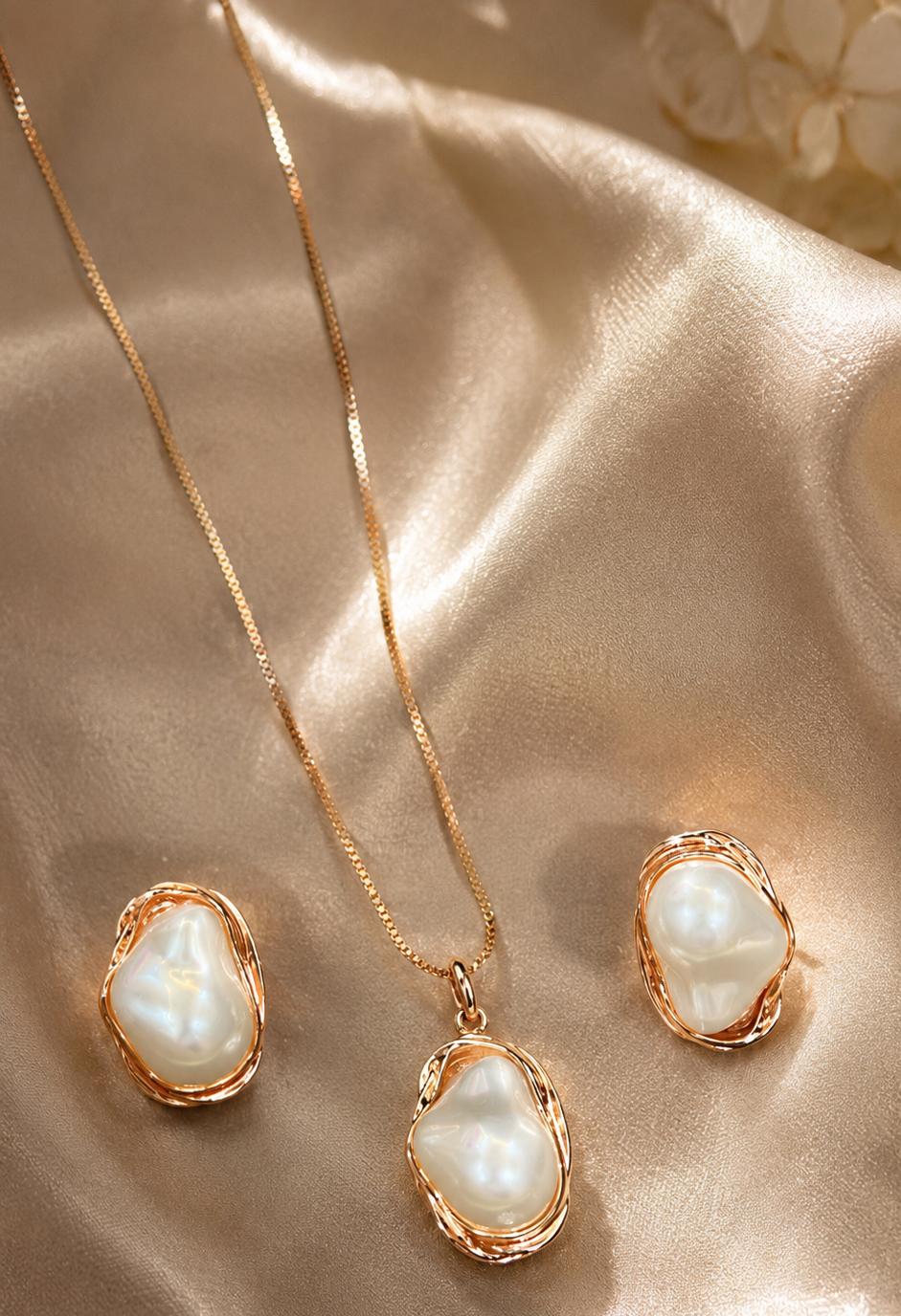 Antique Artisan Baroque Pearl Necklace