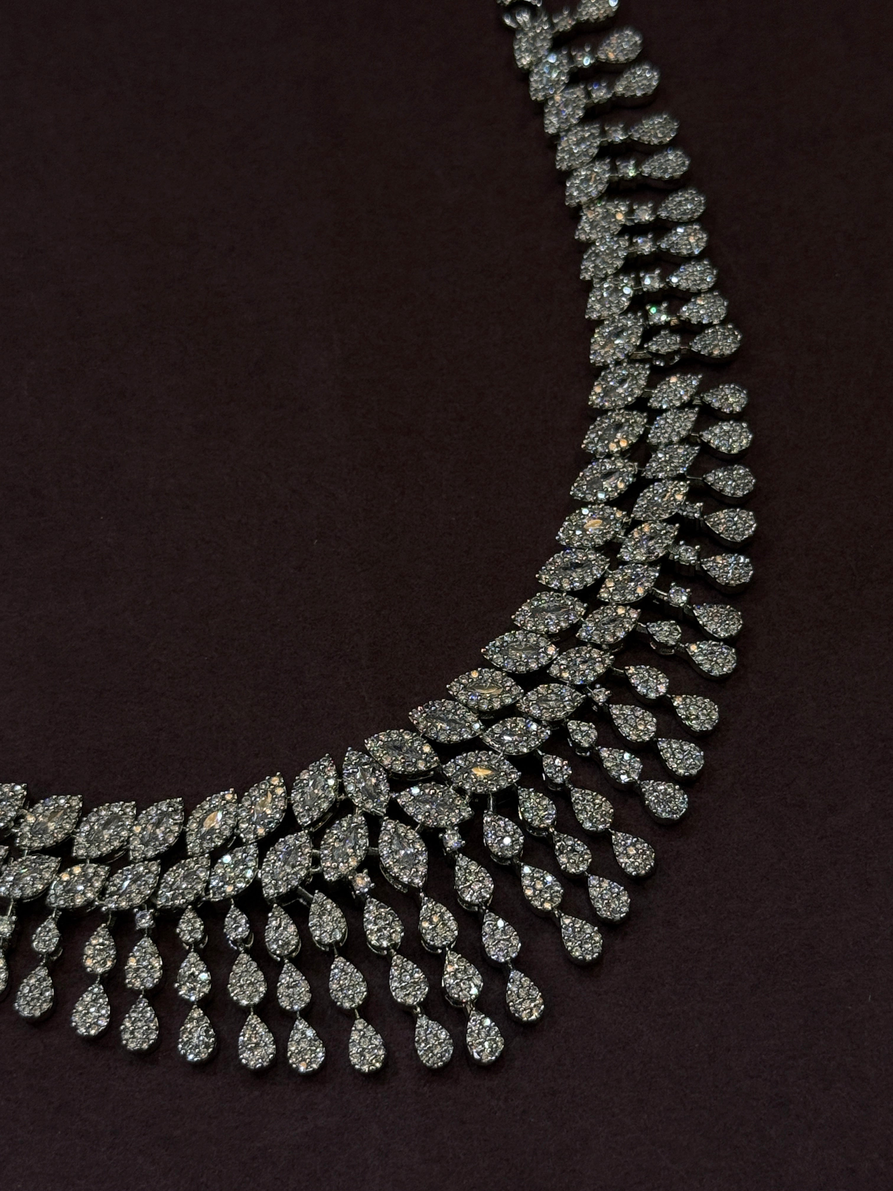 Radiant Crystal Luxury Necklace Set with Drop Earrings