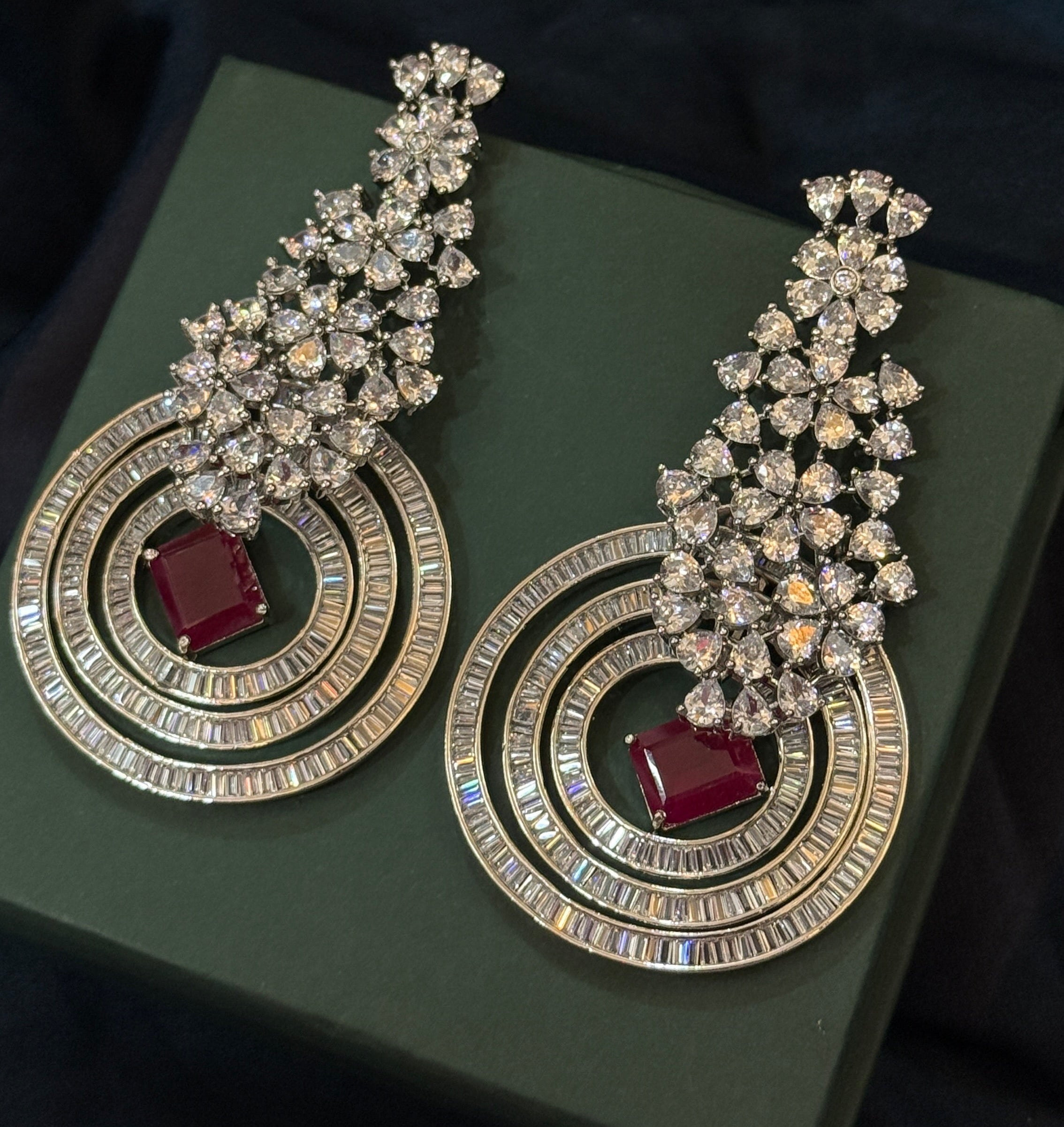 Luxury Thirsted Color Zirconia Stone Designer Earrings