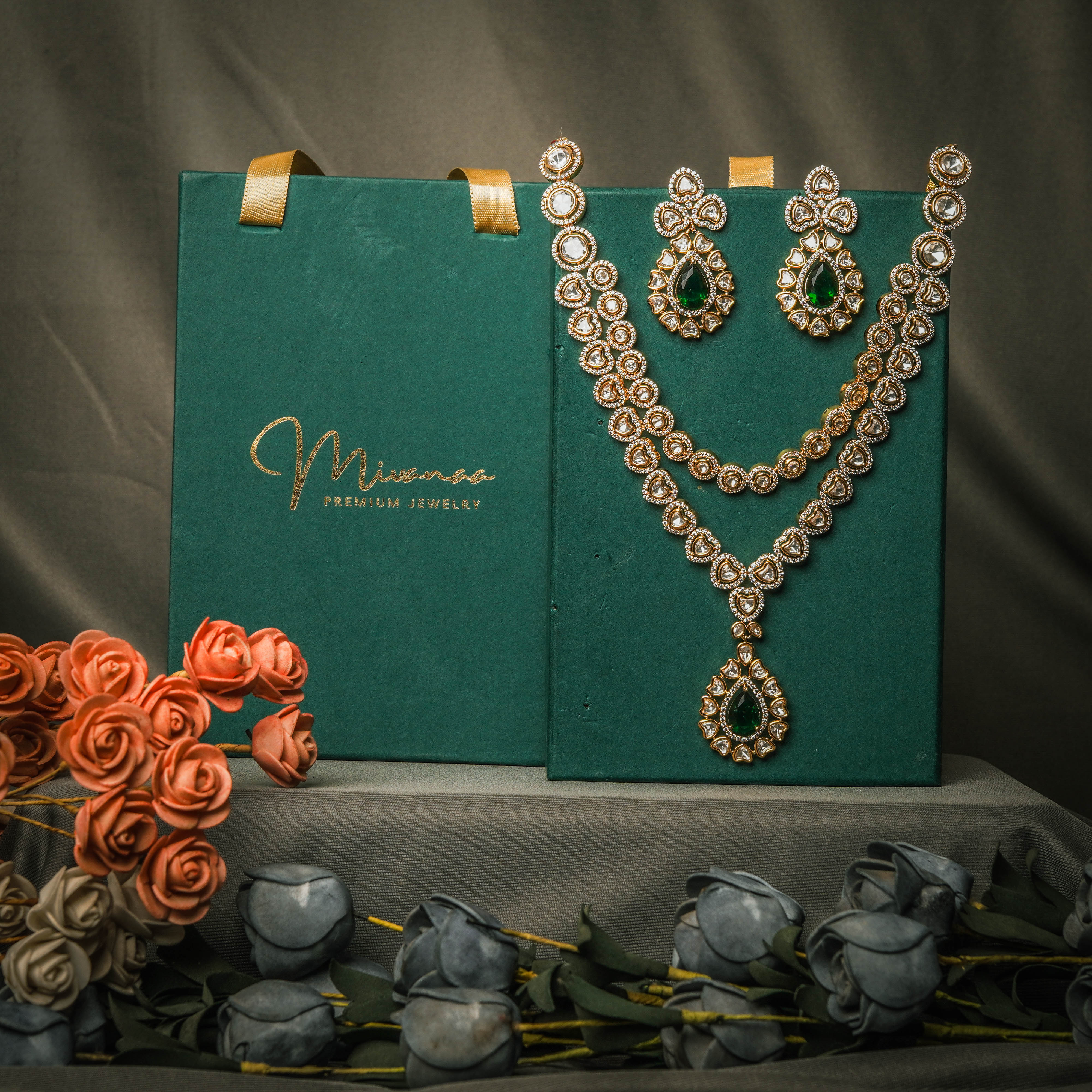 Green Emerald Moissanite Necklace Set-Mivanaa