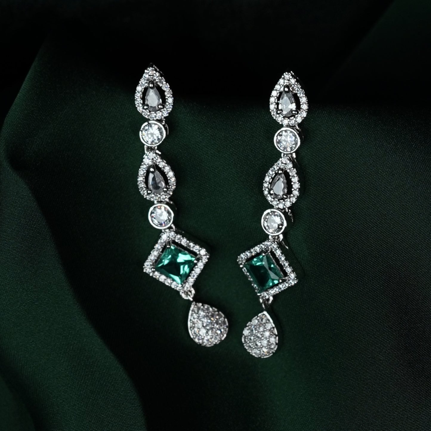 Mivanaa Emerald American Diamond Necklece Set - Mivanaa