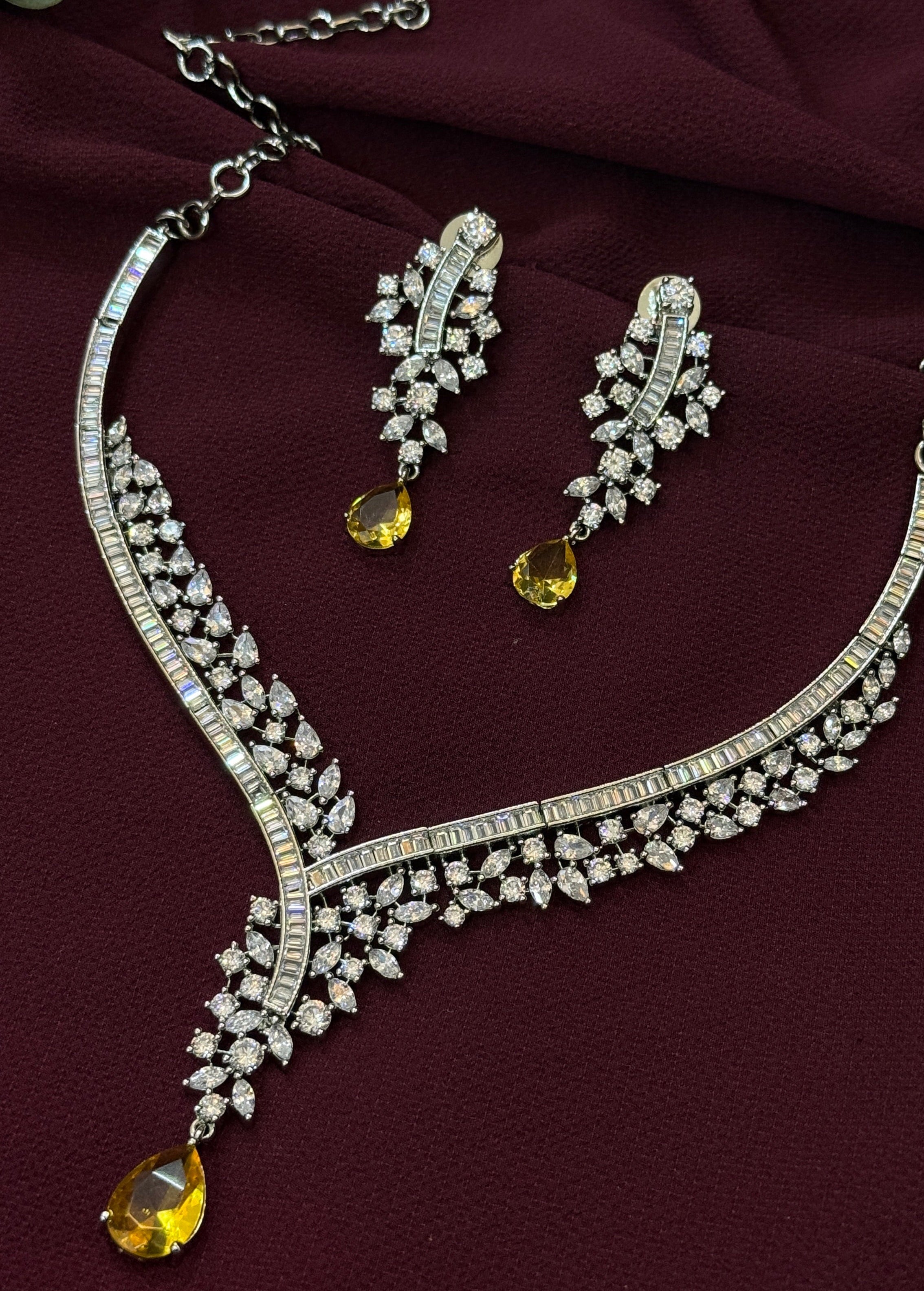 Luxury Golden Honey Diamond Jewelry Set