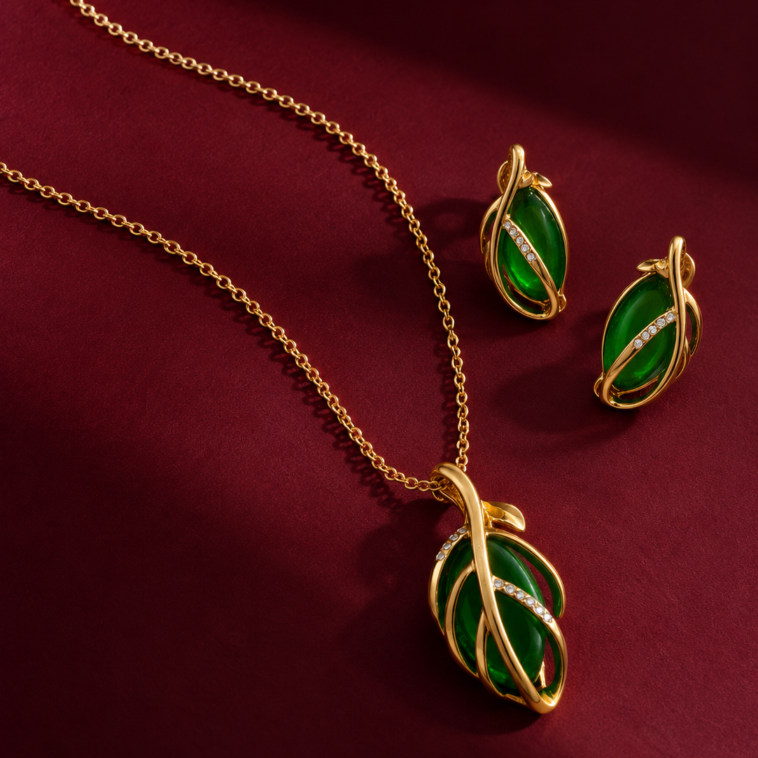 Emerald Green Leaf Pendant Necklace and Earrings Set – Gold-Tone Jewellery