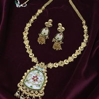 Traditional Gold Plated Kundan Meenakari Necklace Set