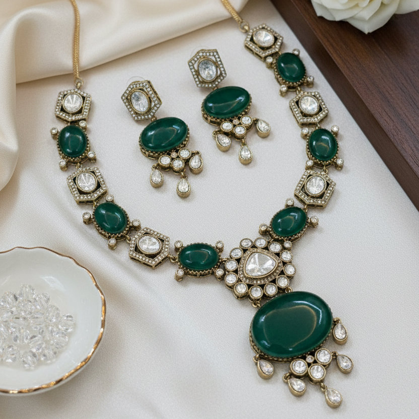 Emerald Royale Heirloom Necklace Set