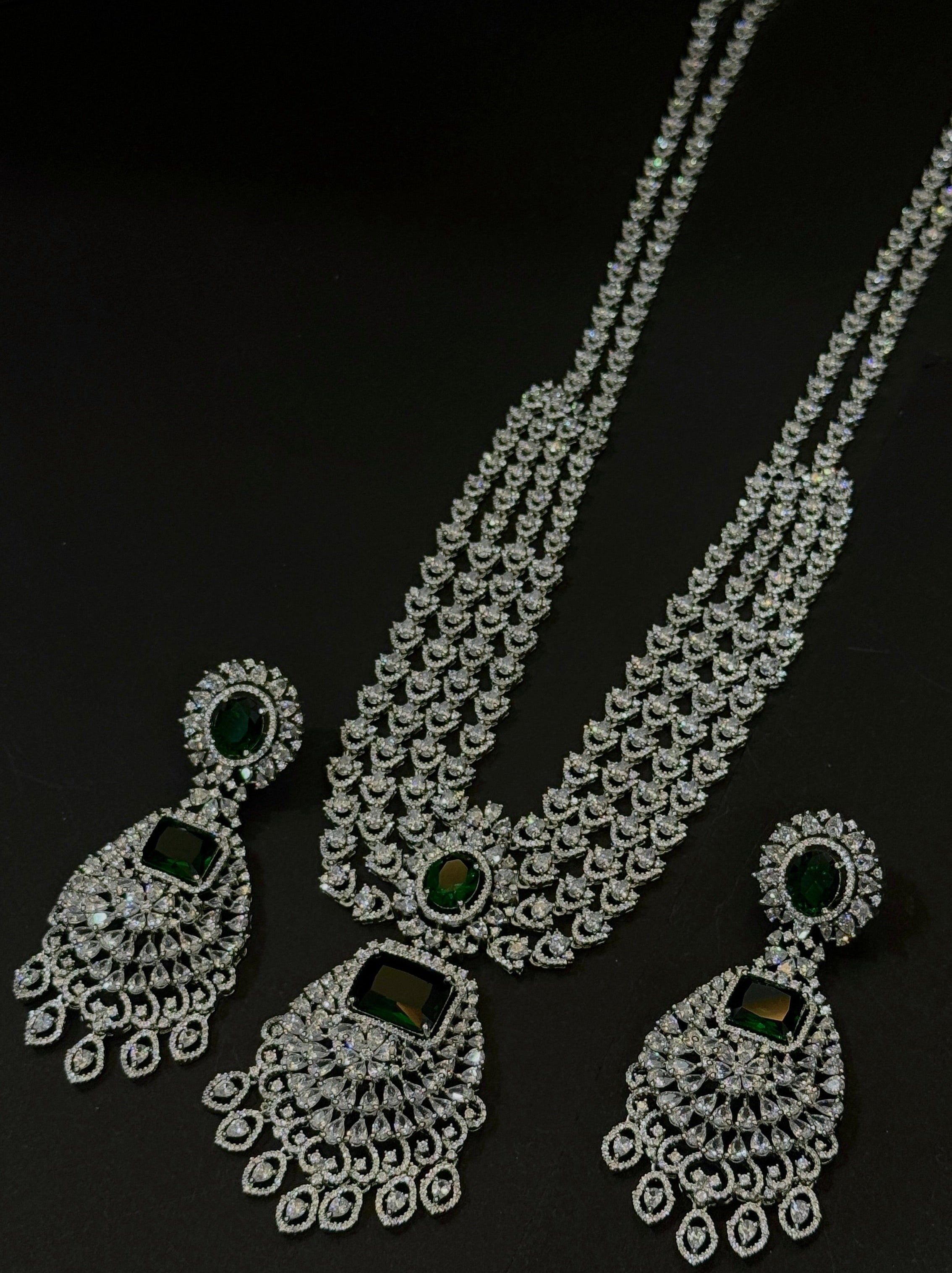 Maharani Glow Emerald American Diamond Necklace Set