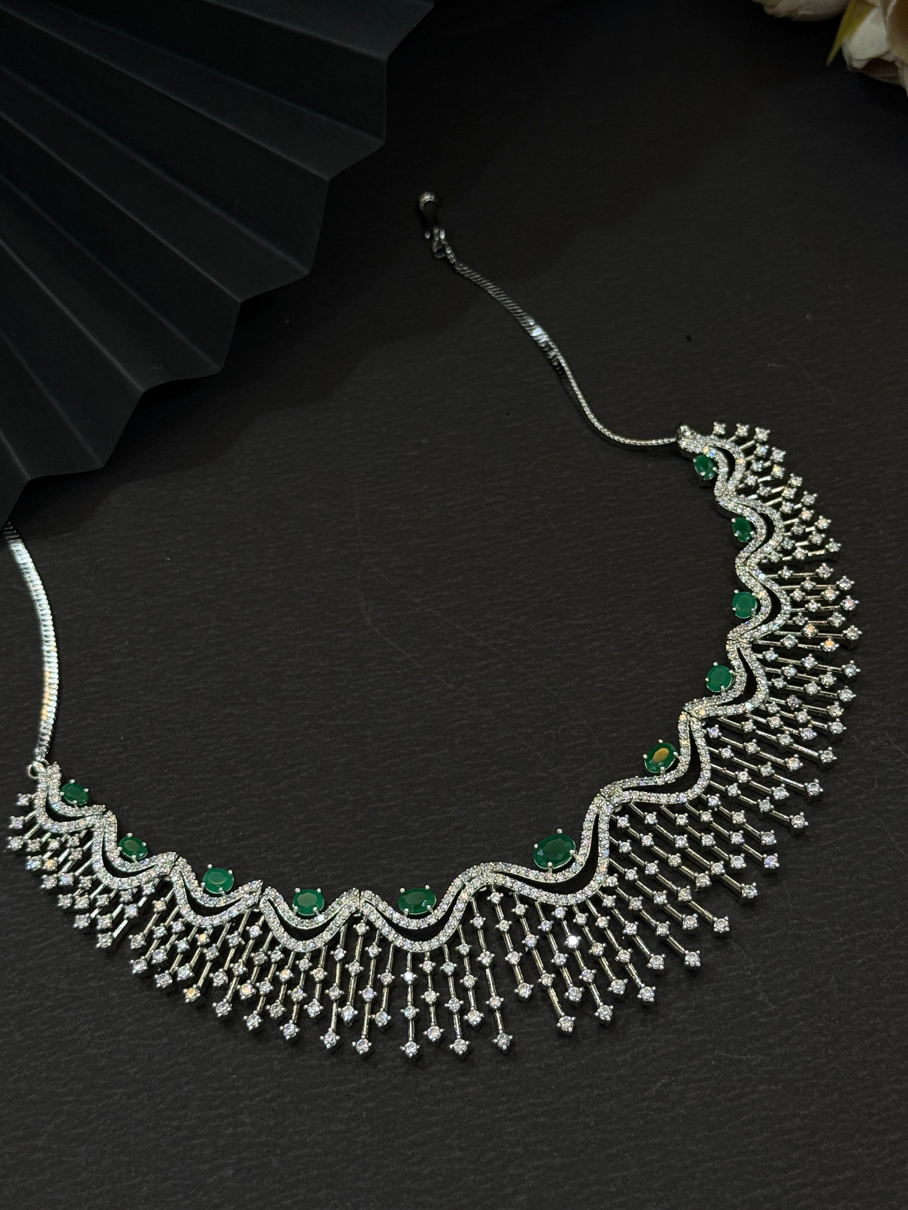 Emerald Elegance Diamond Choker Set