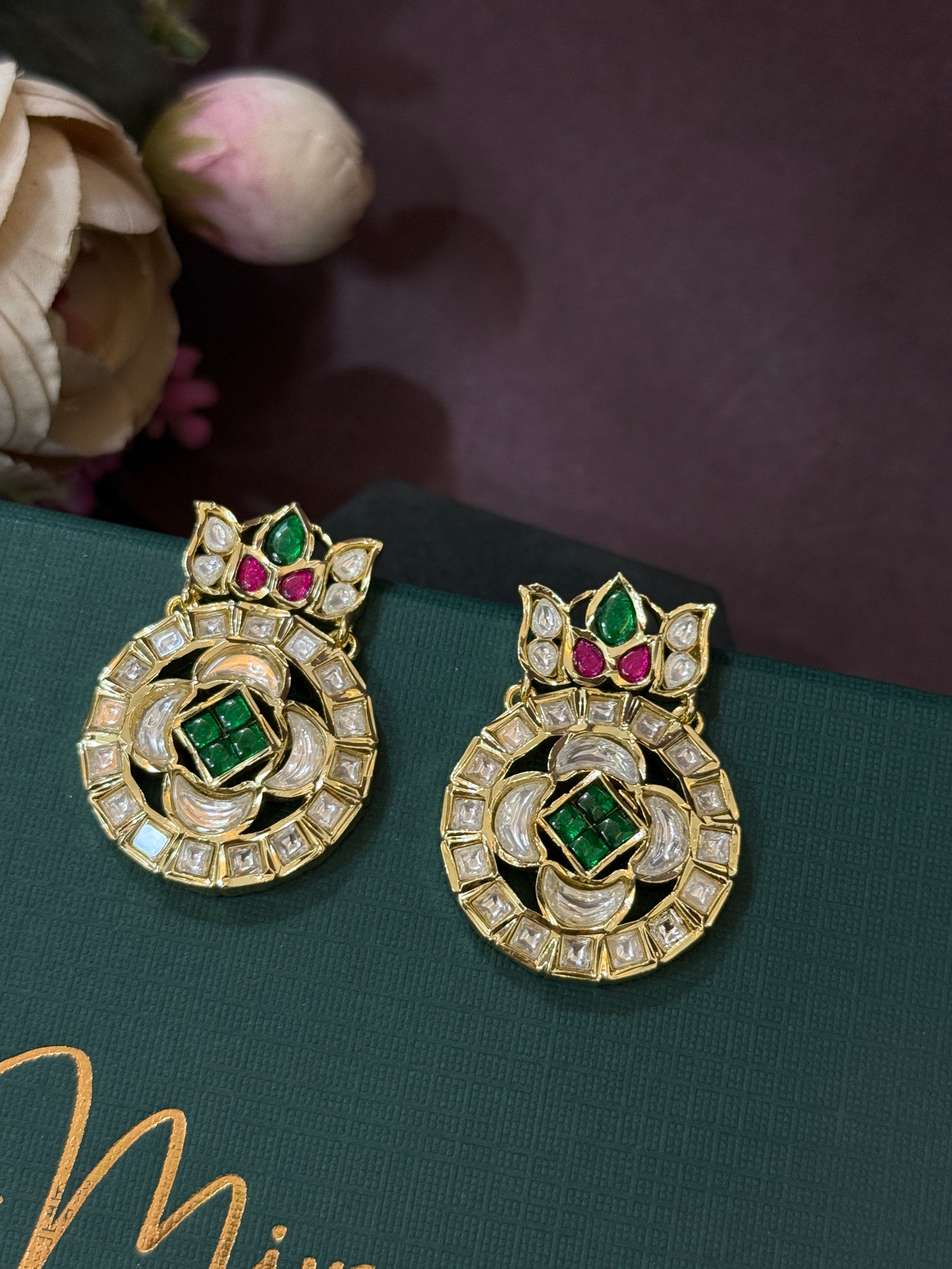 Royal Kundan Moissanite Choker