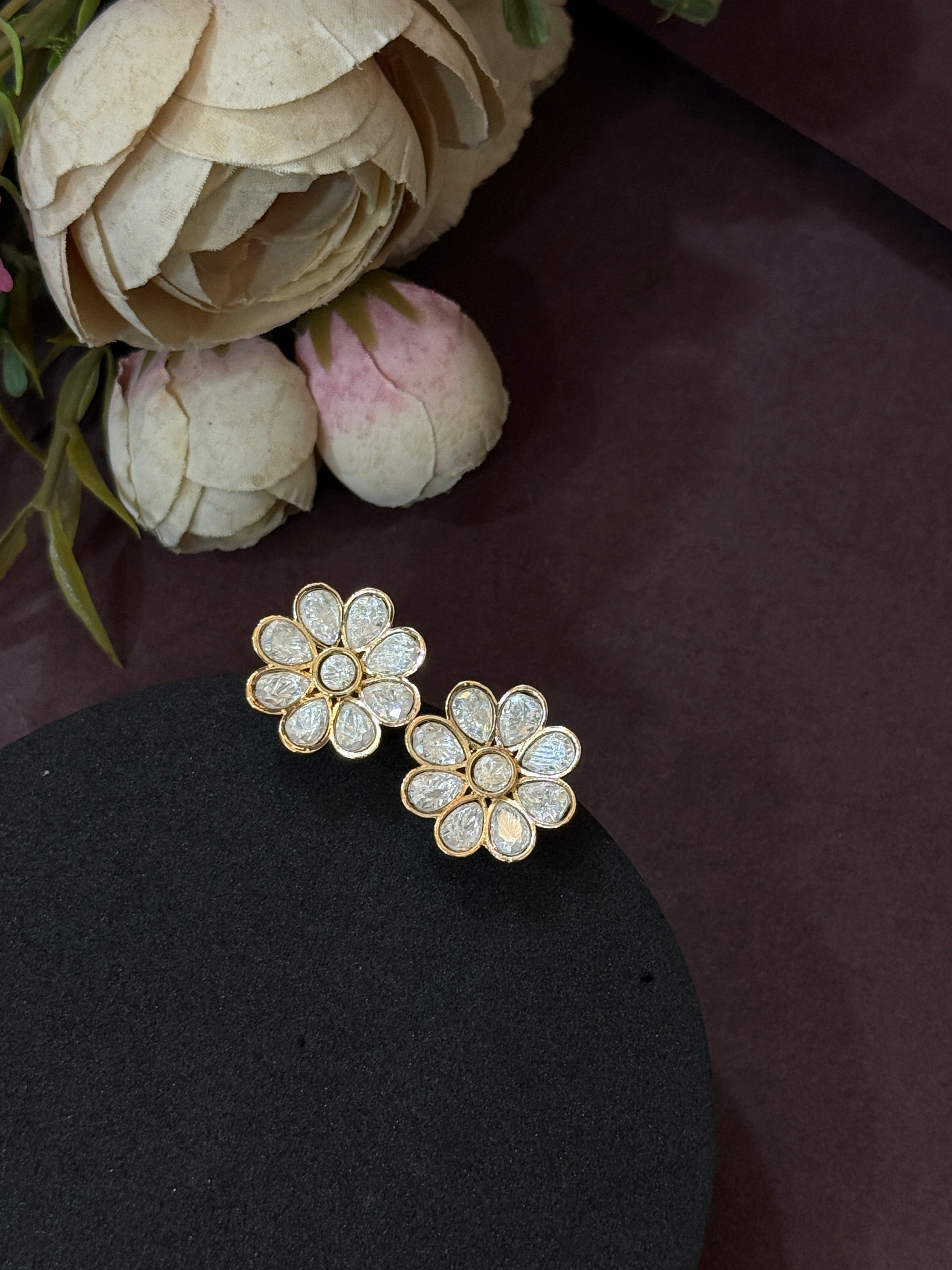 Floral Radiance Moissanite Pendant Set