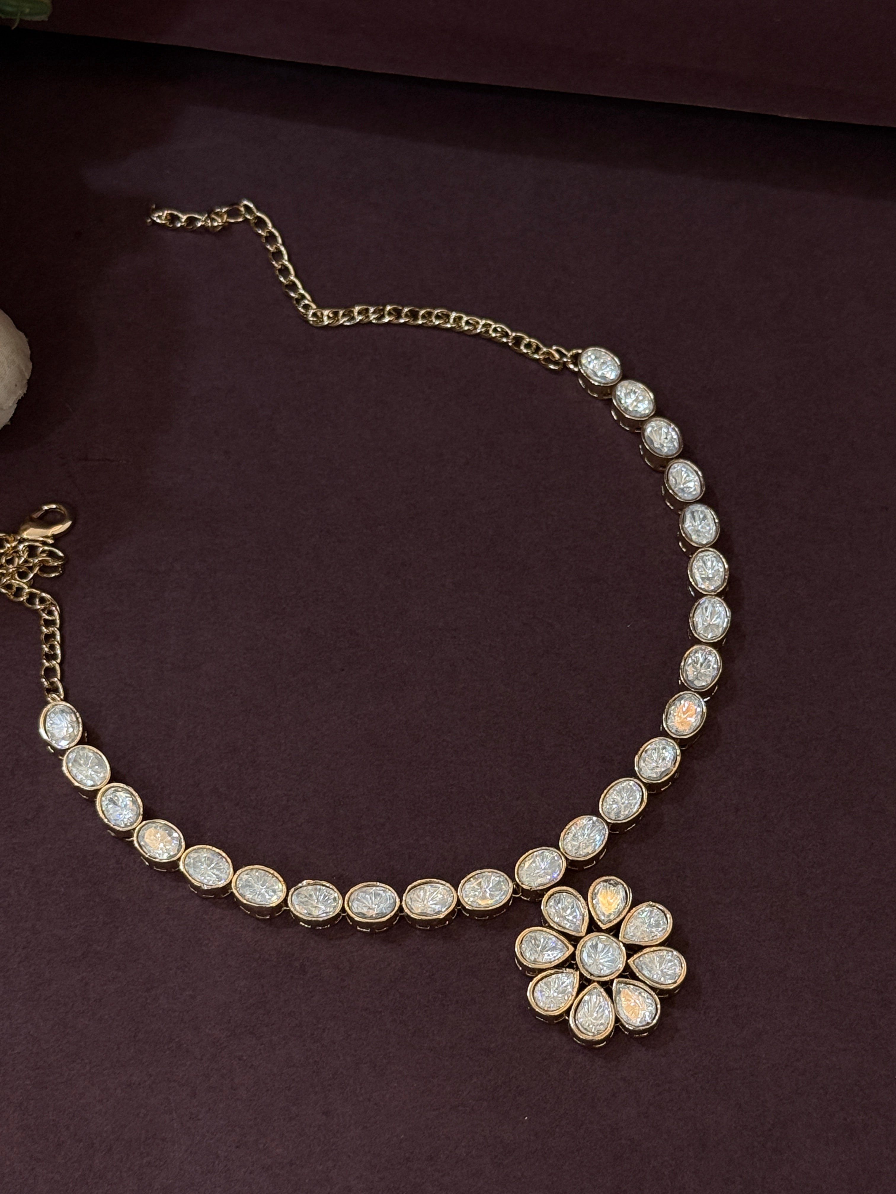 Floral Radiance Moissanite Pendant Set