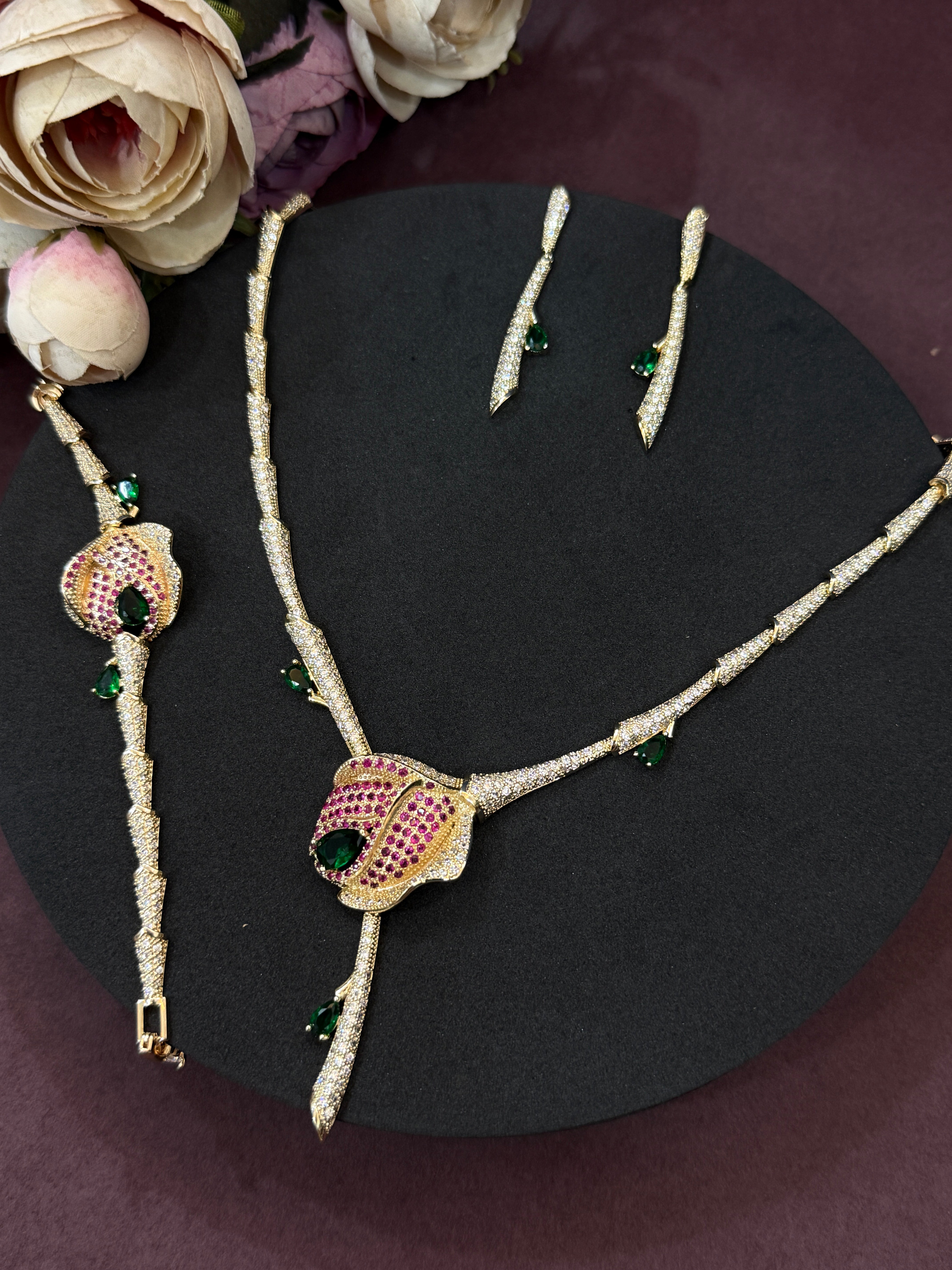 Luxury Ruby & Emerald Peacock-Inspired Diamond Necklace Set with Bracelet