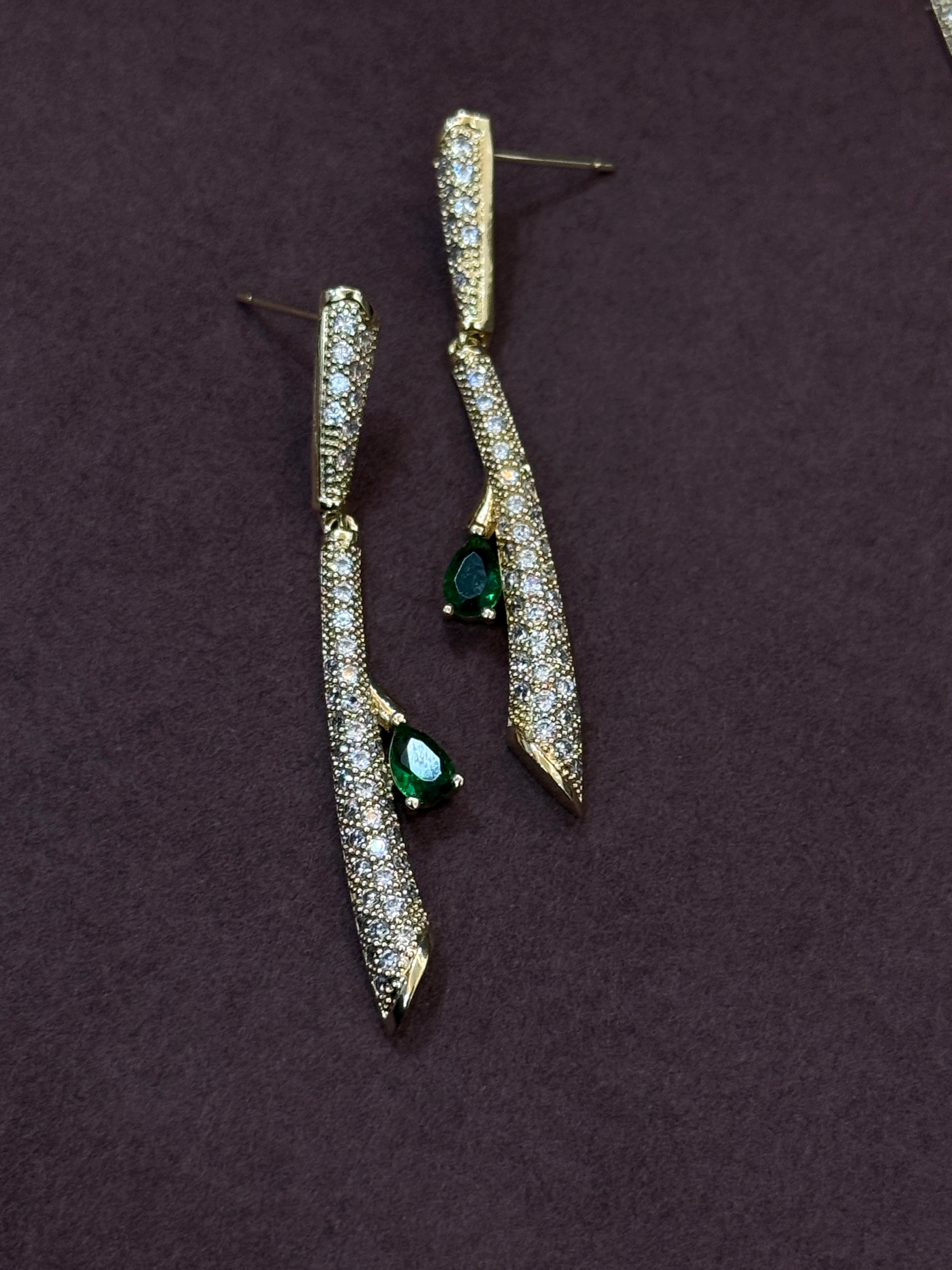 Luxury Ruby & Emerald Peacock-Inspired Diamond Necklace Set with Bracelet