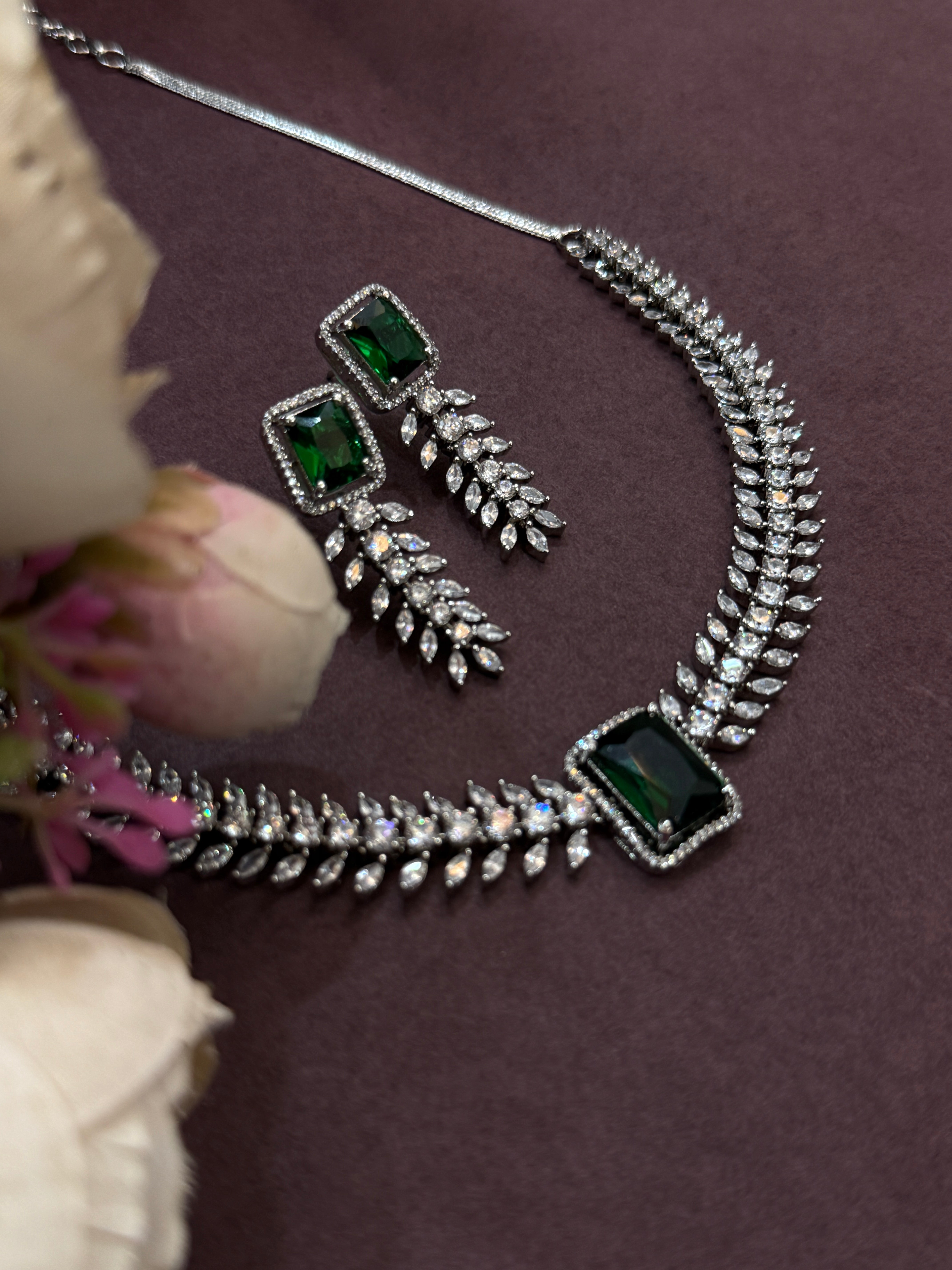 Luxury Emerald Green CZ Stone Necklace & Earring Set