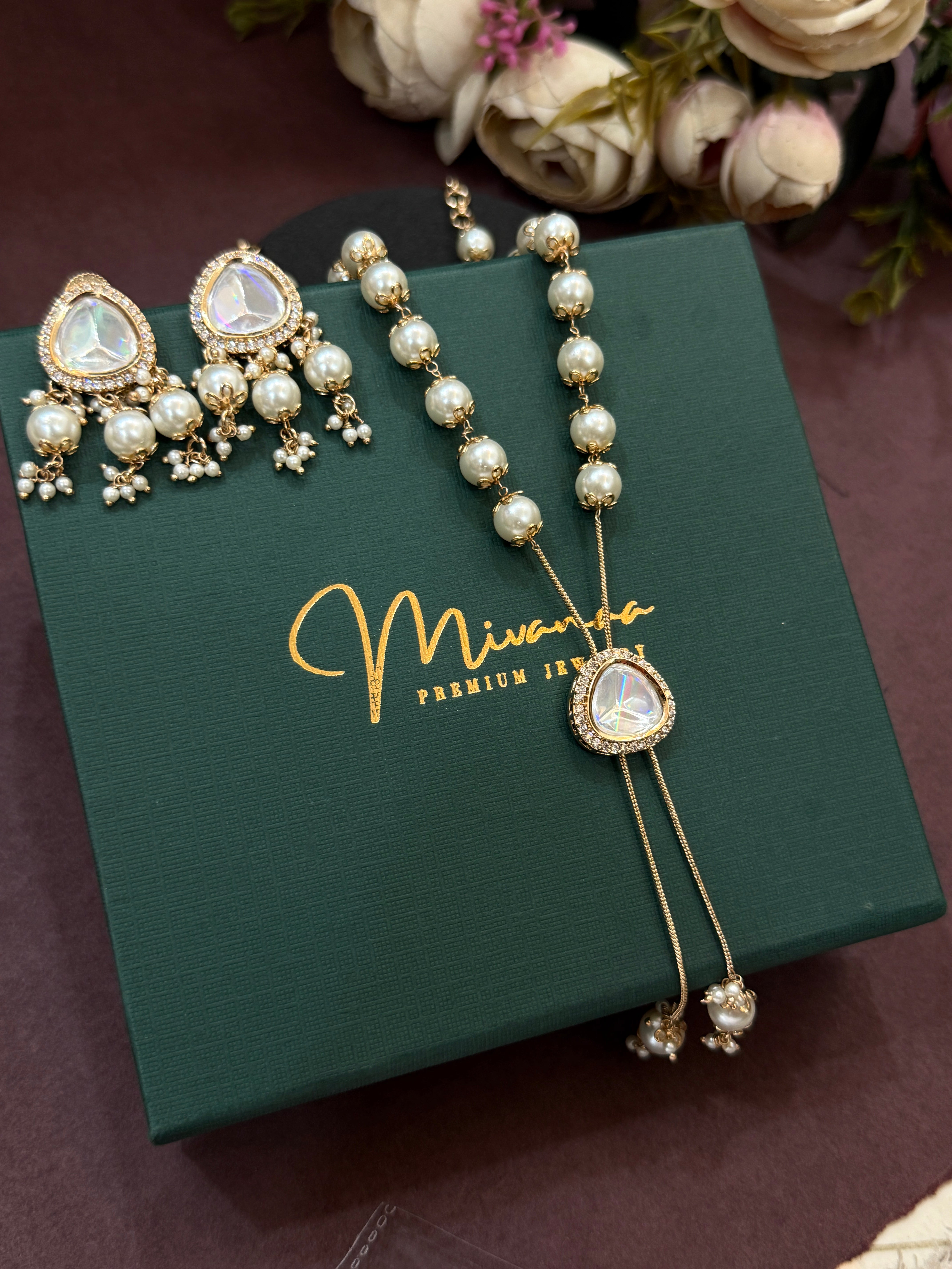 Elegant Kundan Pearl  Set – Necklace & Earrings