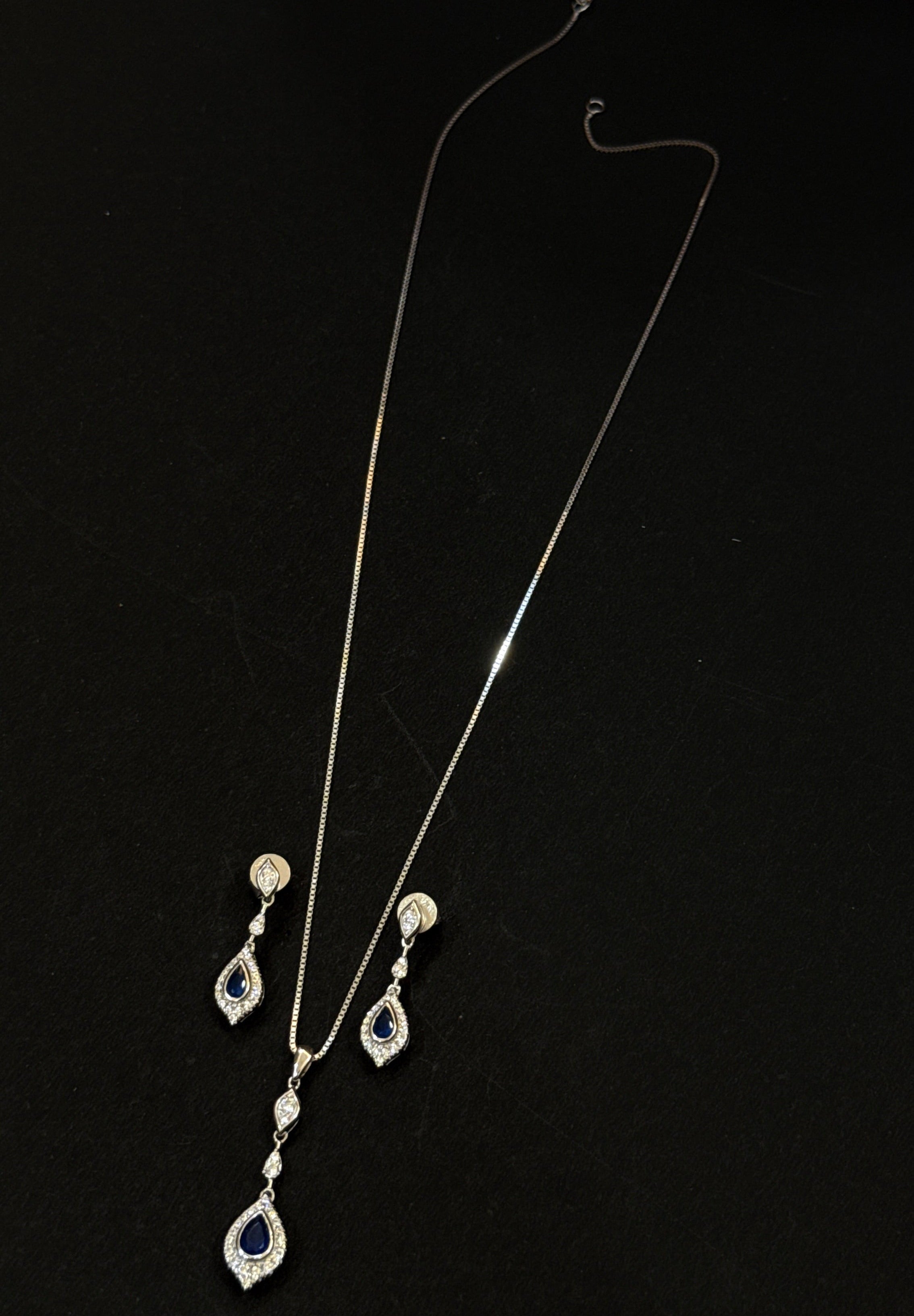 925 Sterling Silver Blue Teardrop Necklace Set