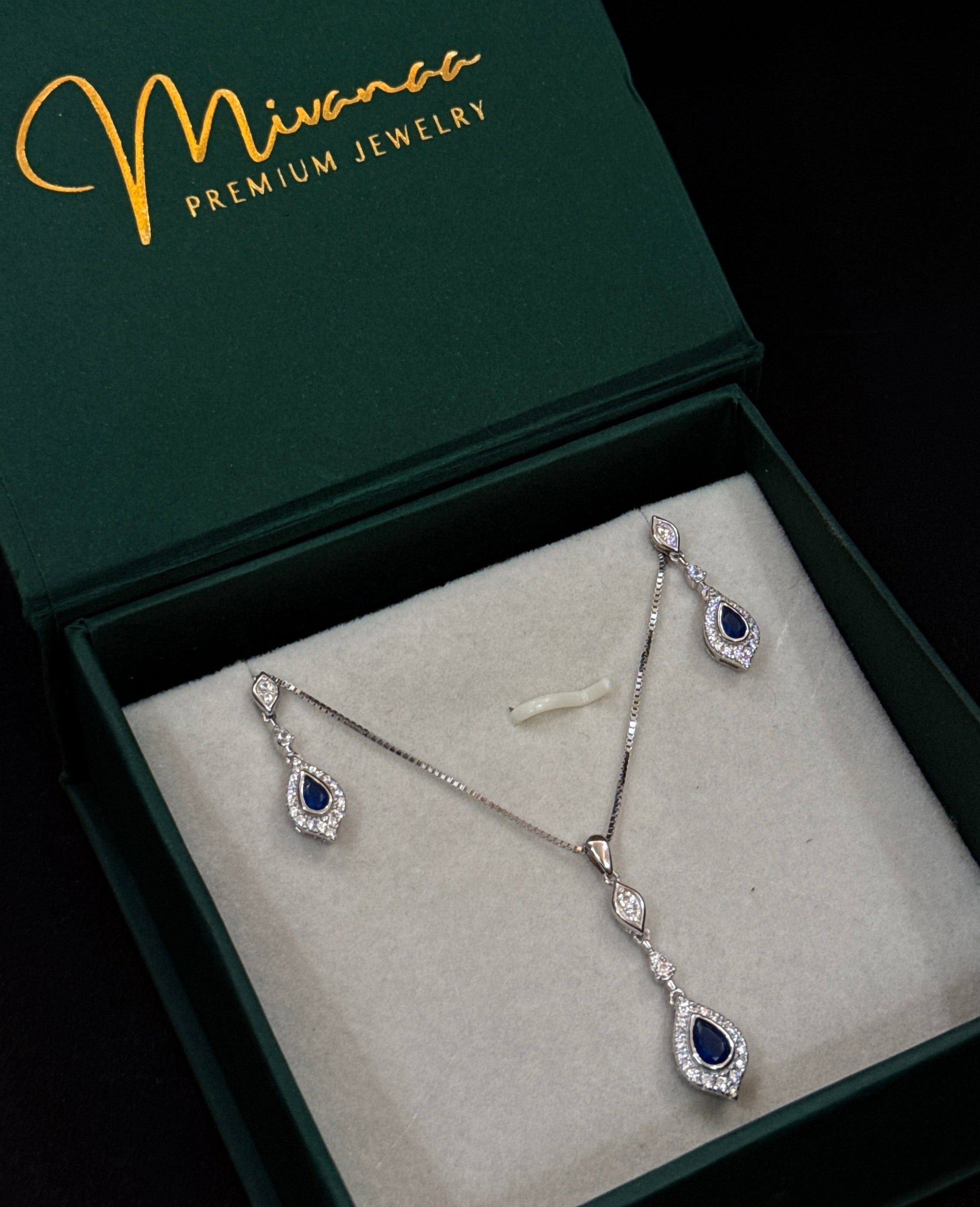 925 Sterling Silver Blue Teardrop Necklace Set