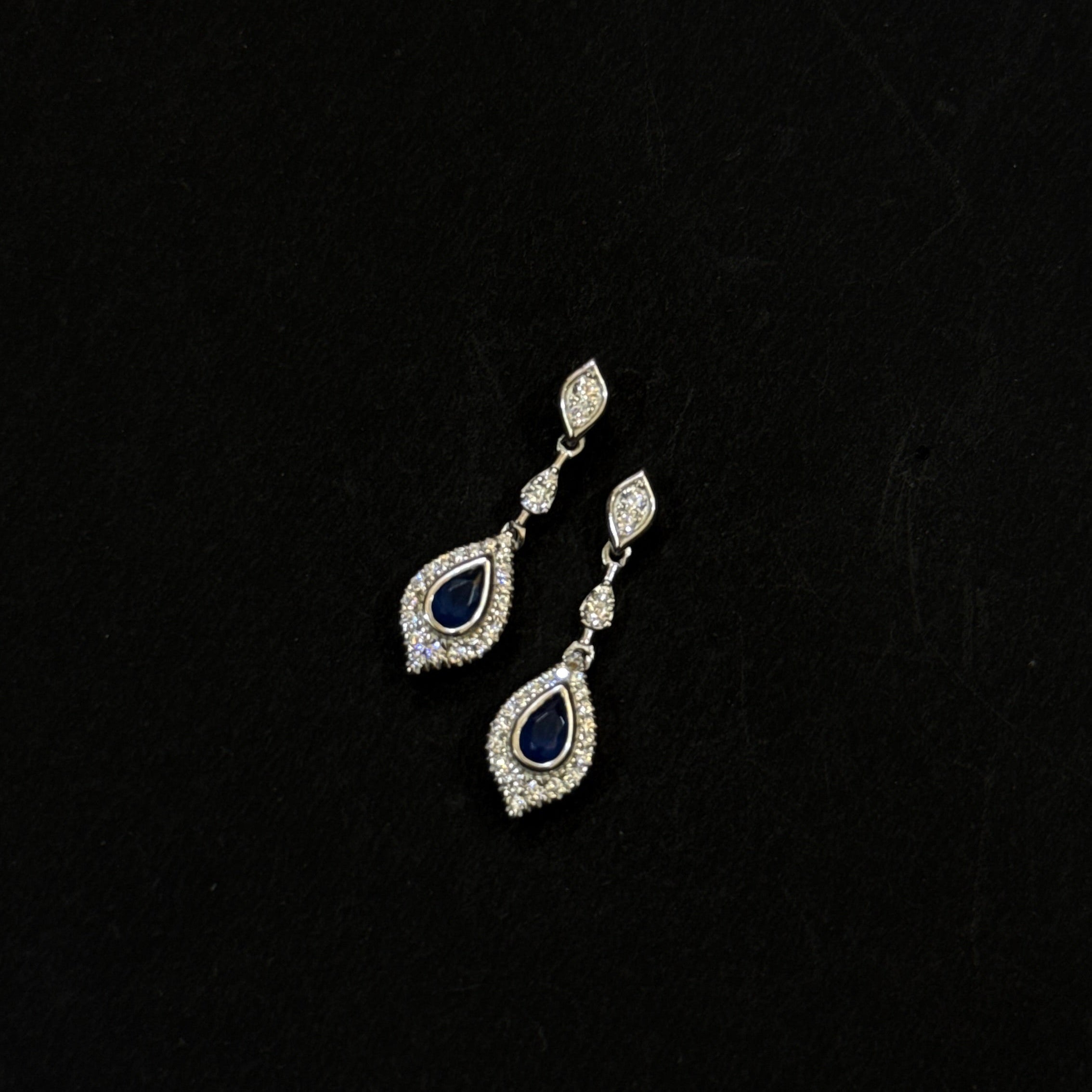 925 Sterling Silver Blue Teardrop Necklace Set