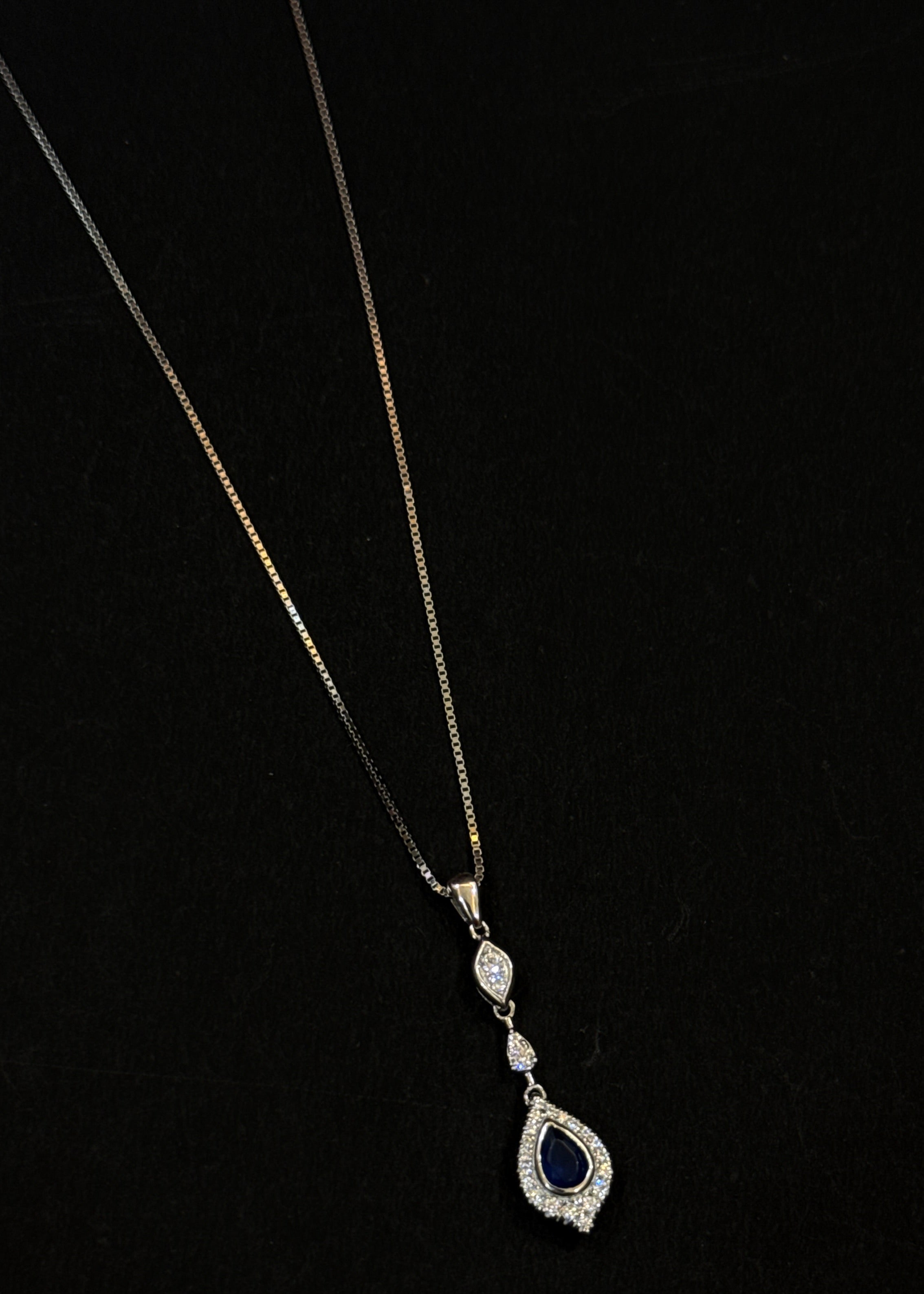 925 Sterling Silver Blue Teardrop Necklace Set