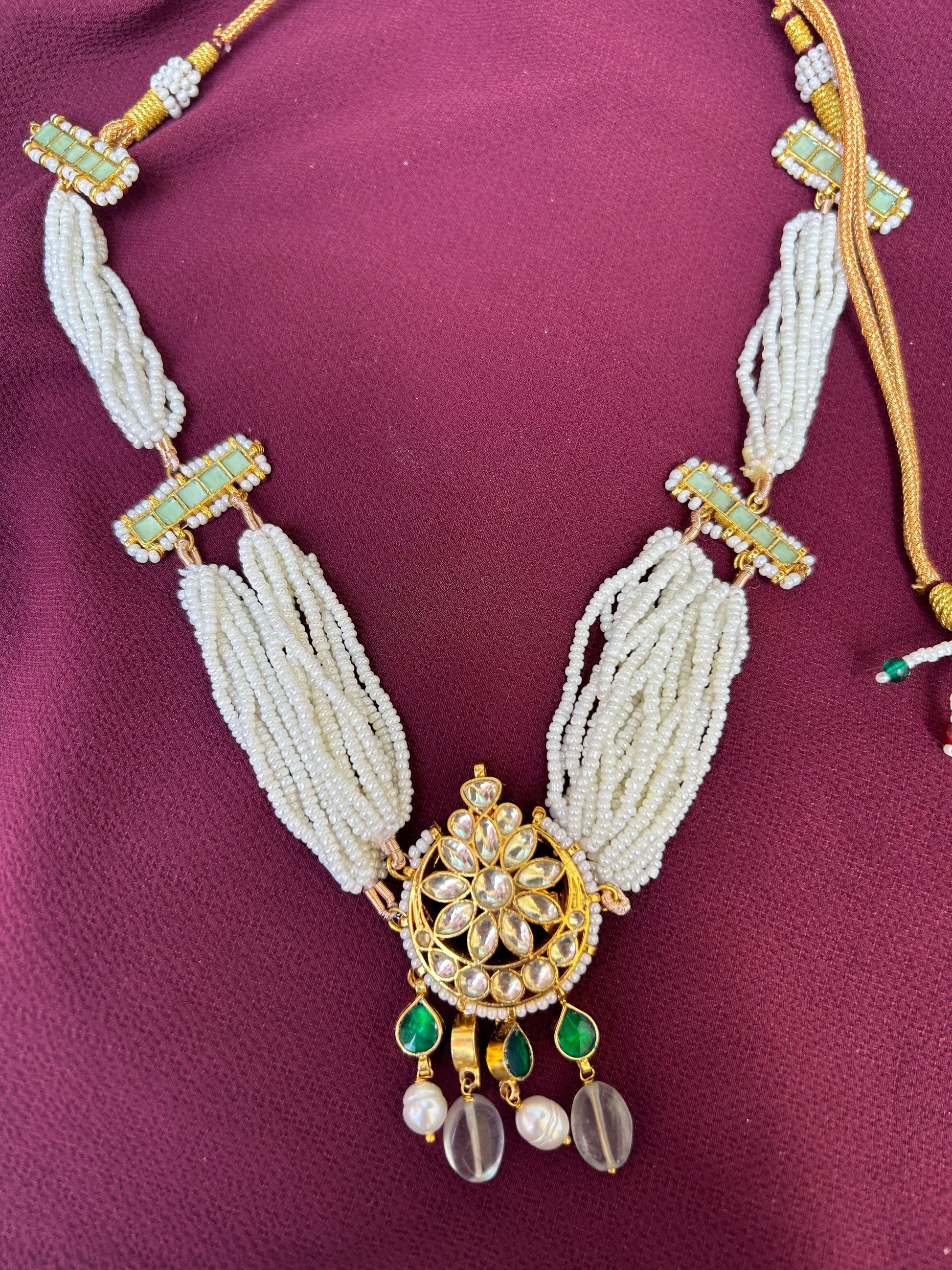 Mint Pacchi Rani Haar: A Regal Fusion of Tradition and Contemporary Glamour - Mivanaa