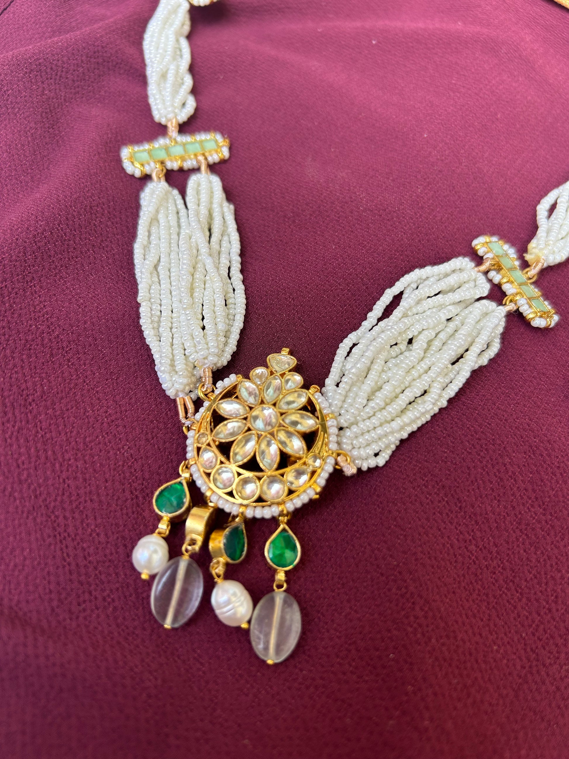 Mint Pacchi Rani Haar: A Regal Fusion of Tradition and Contemporary Glamour - Mivanaa