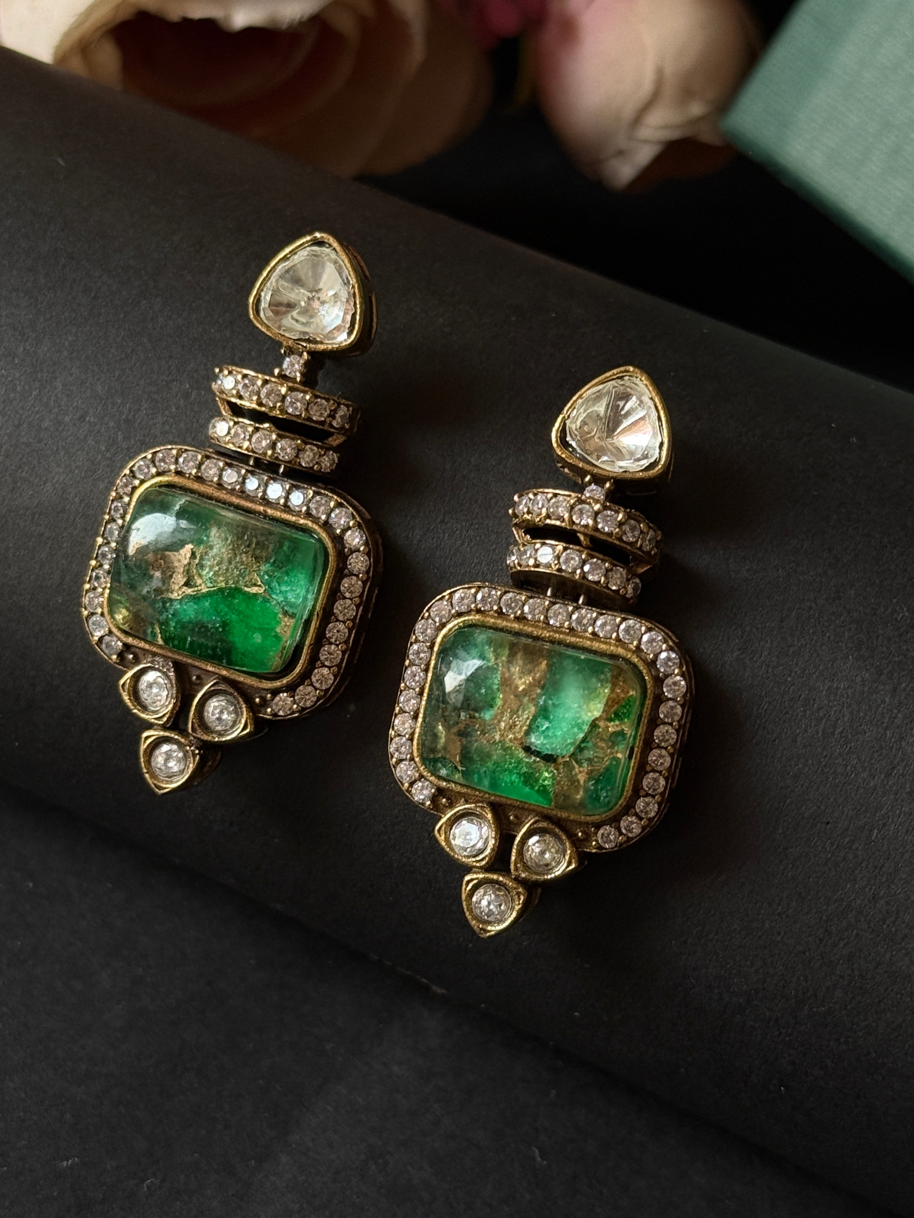 Luxury Metallic Doublet Necklace-Mivanaa