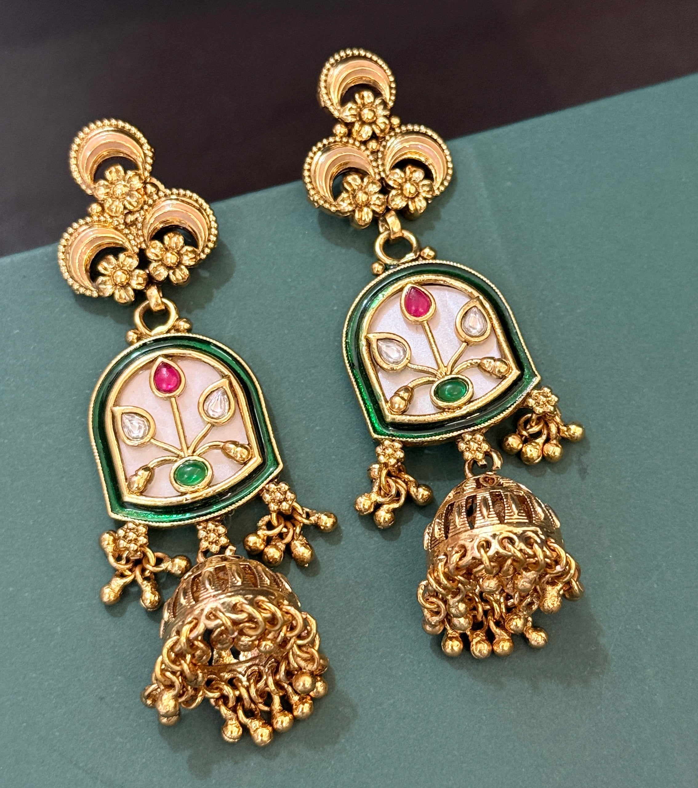 Traditional Gold Plated Kundan Meenakari Necklace Set
