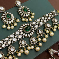 Royal Green Kundan Pearl Choker Necklace Set