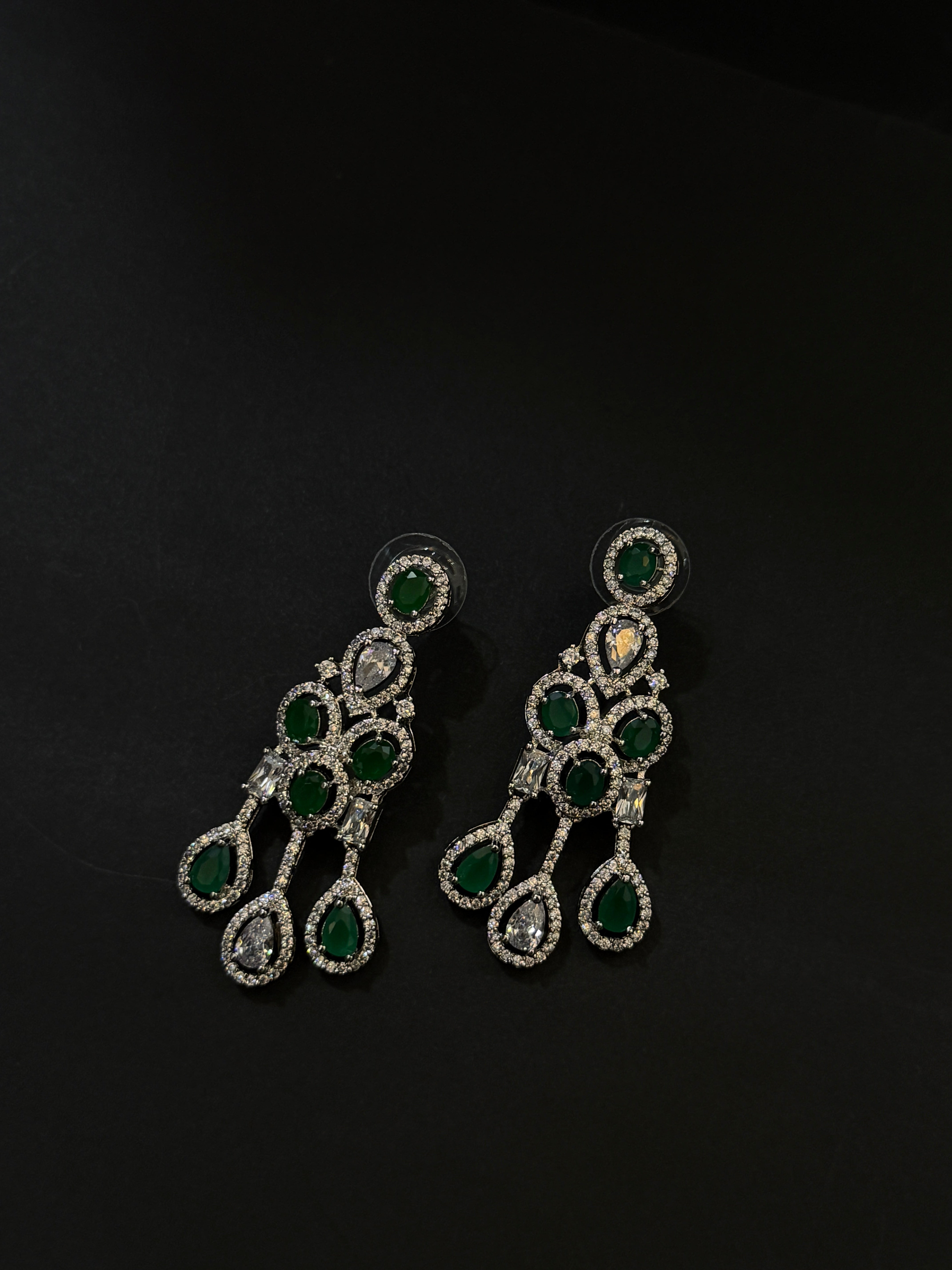 Elegant Emerald American Diamond Necklace