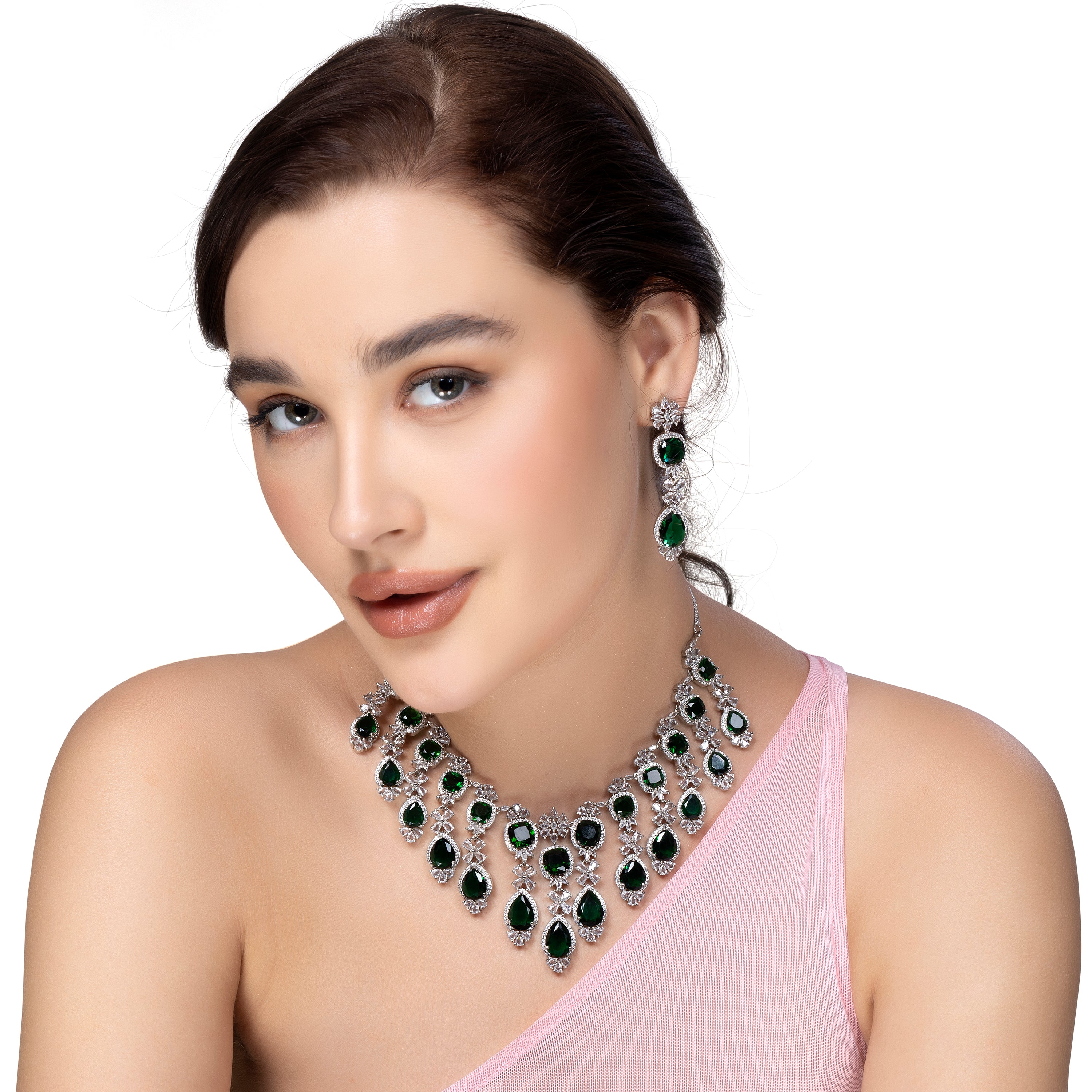 Queen's Charm American Diamond Jewelry