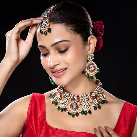 Grand Kundan Bridal Necklace Set