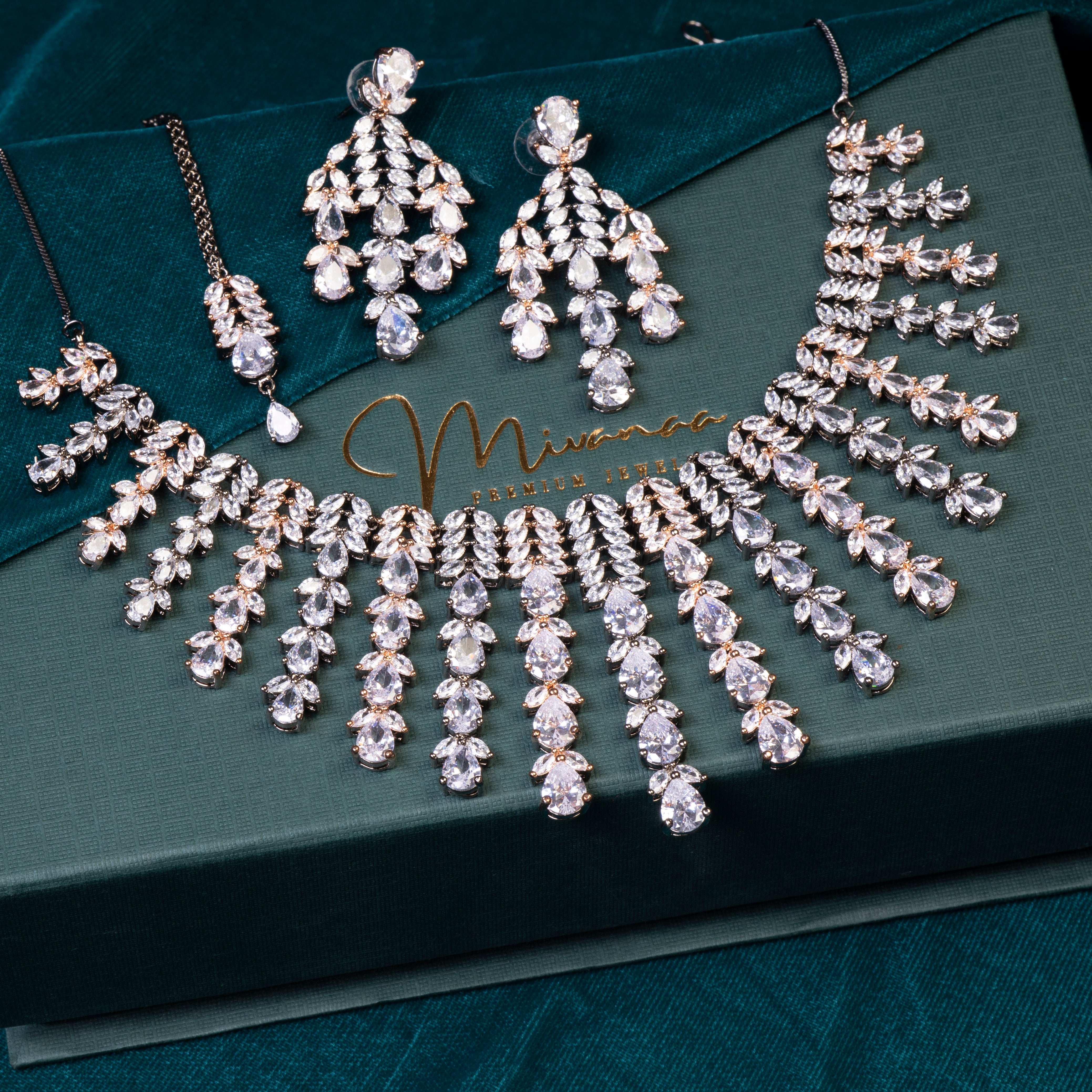 Celestia Radiance Set-Mivanaa