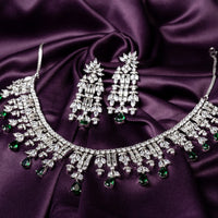 Radiant Emerald Grace-Mivanaa