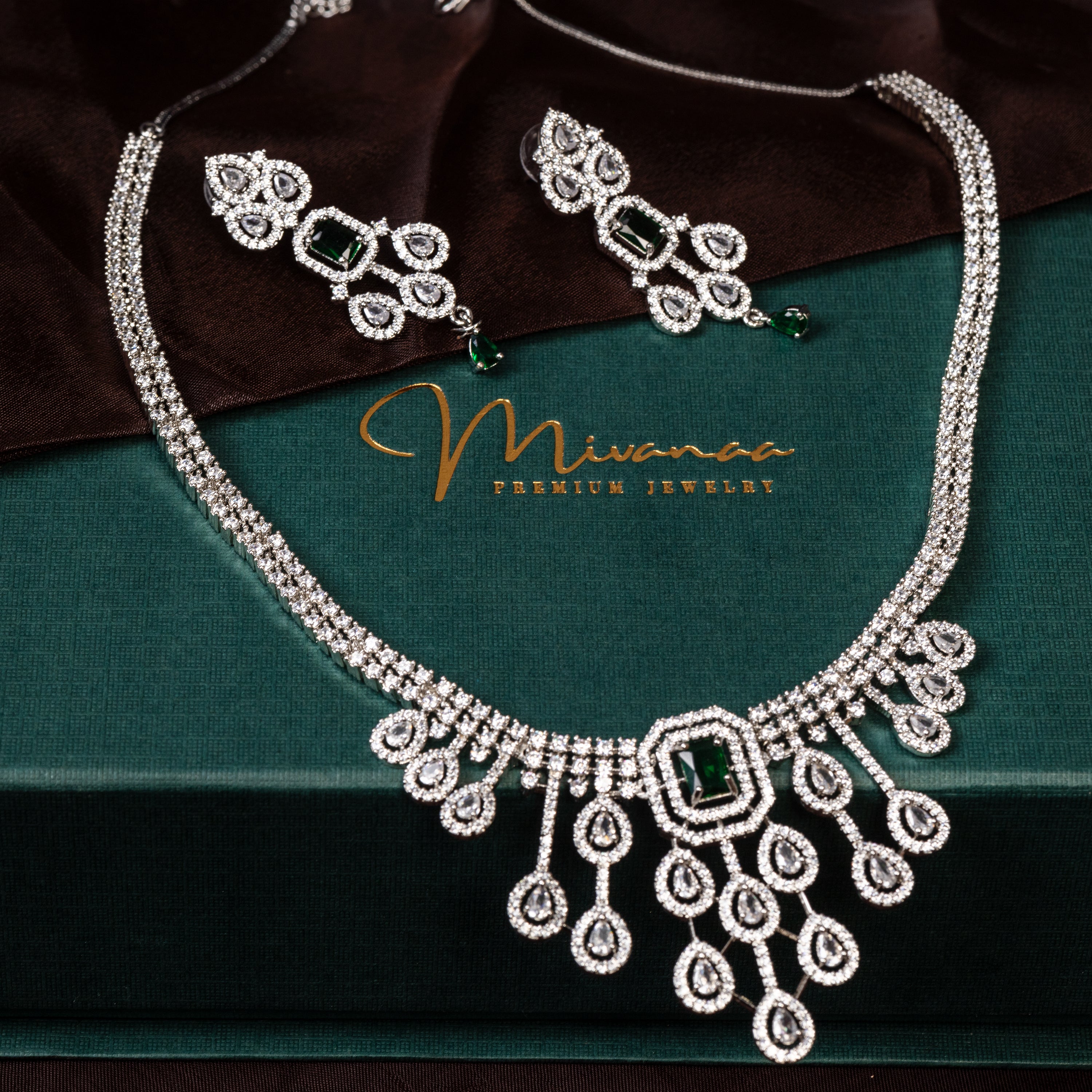 Exquisite Elegance AD Neckset-Mivanaa