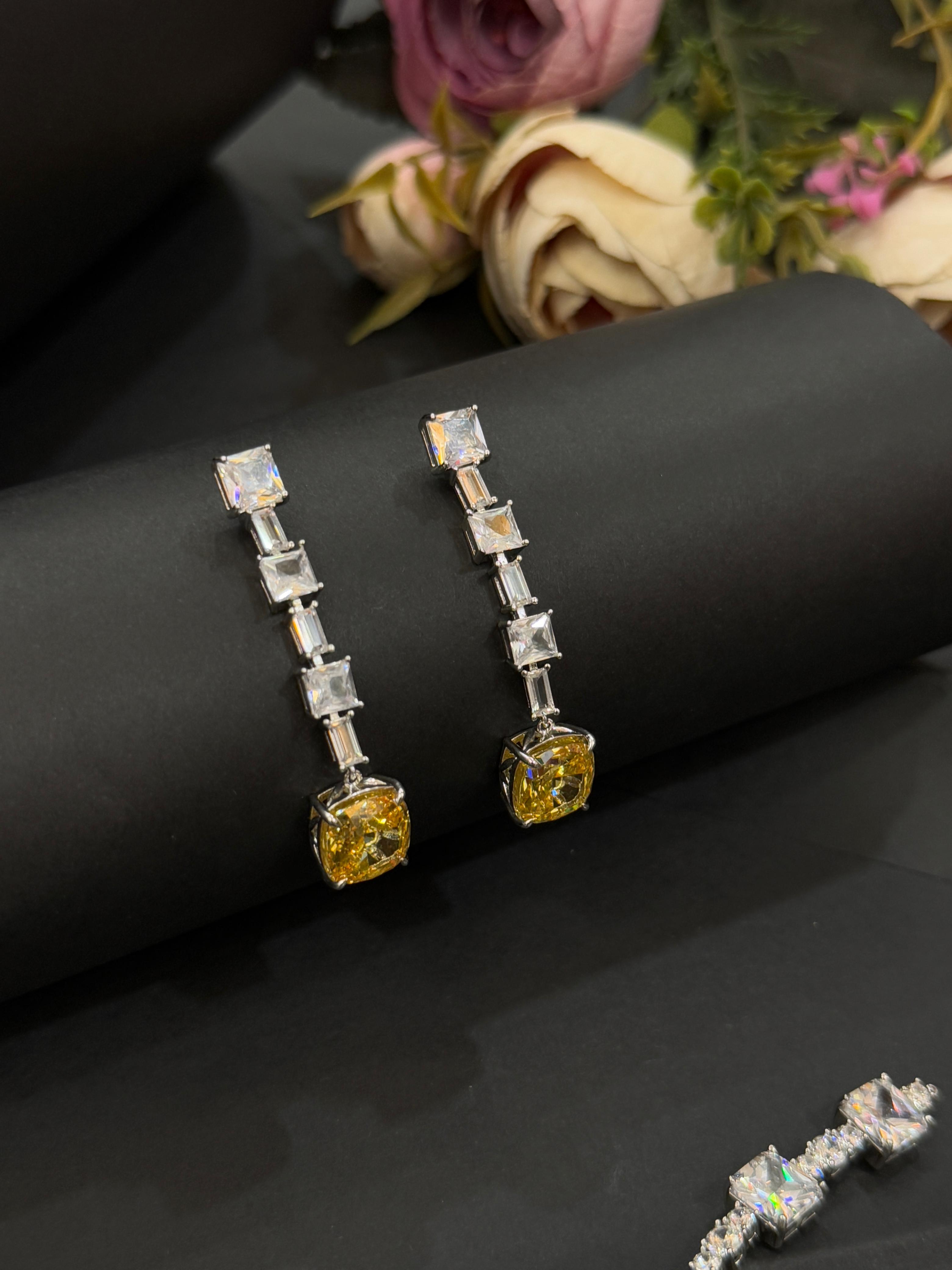 Austrian Sunburst Pendant Set-Mivanaa