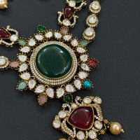Royal Radiance  Moissanite Kundan Set-Mivanaa