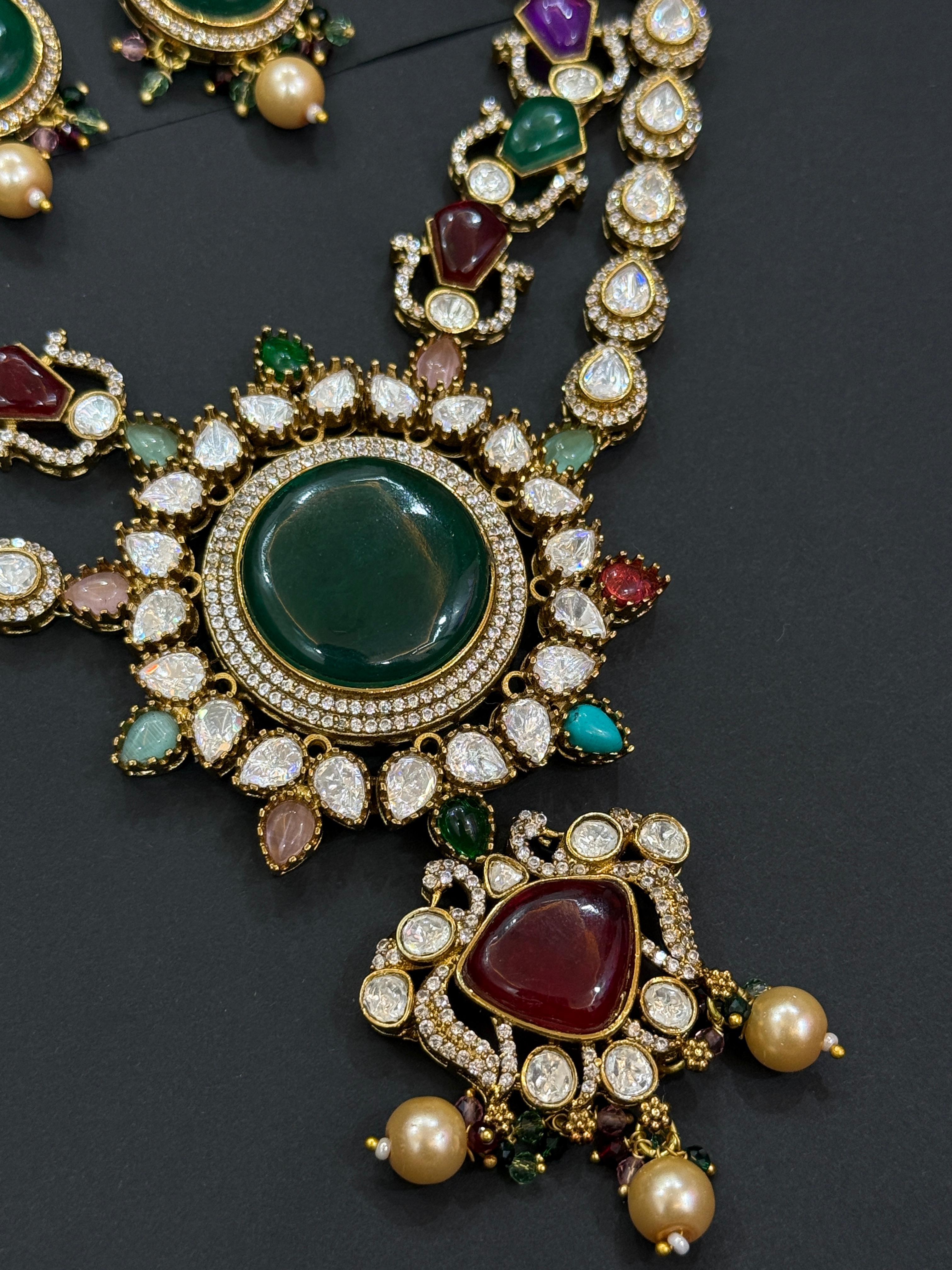 Royal Radiance  Moissanite Kundan Set-Mivanaa