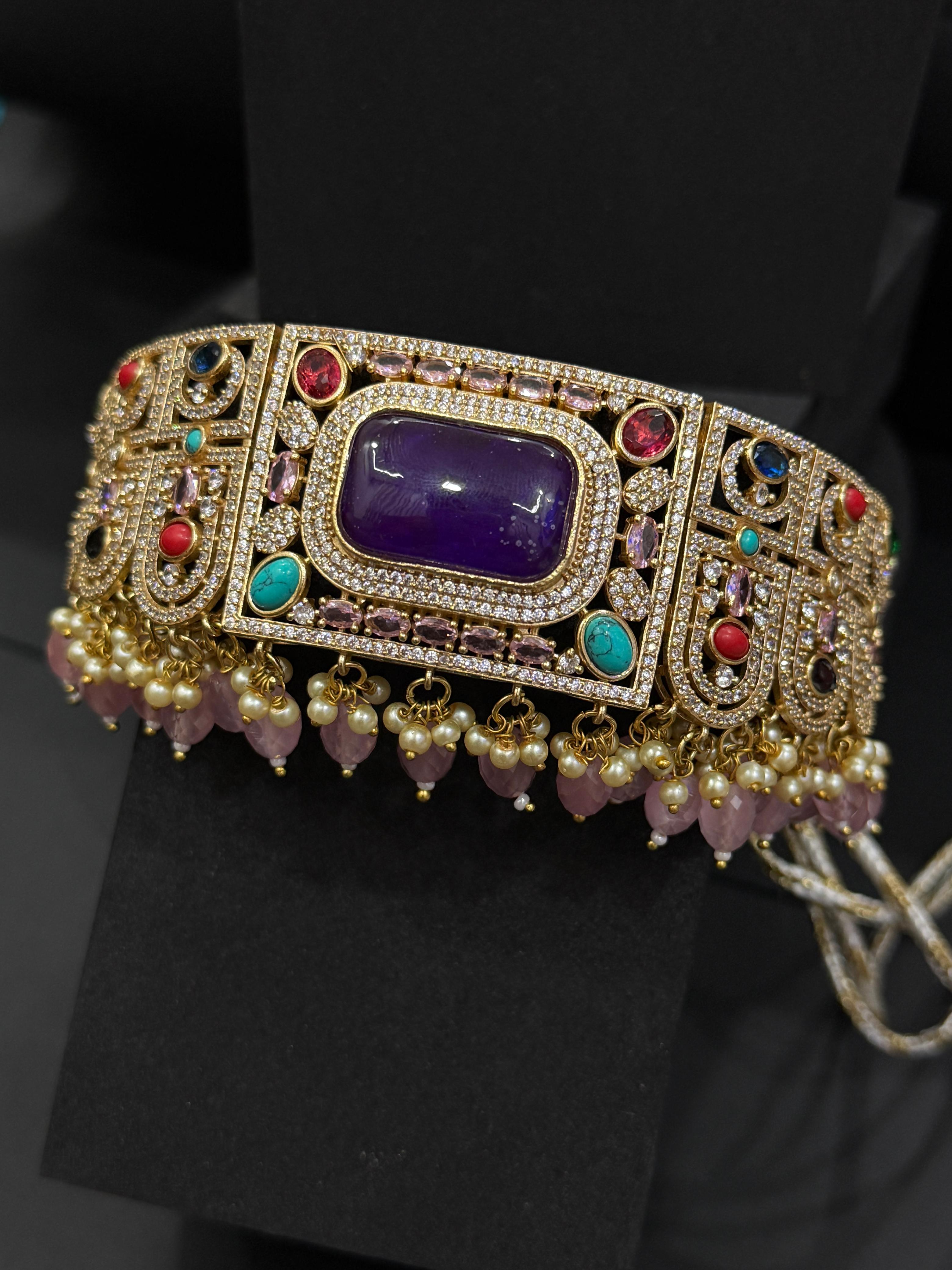 Heritage Glow Choker-Mivanaa